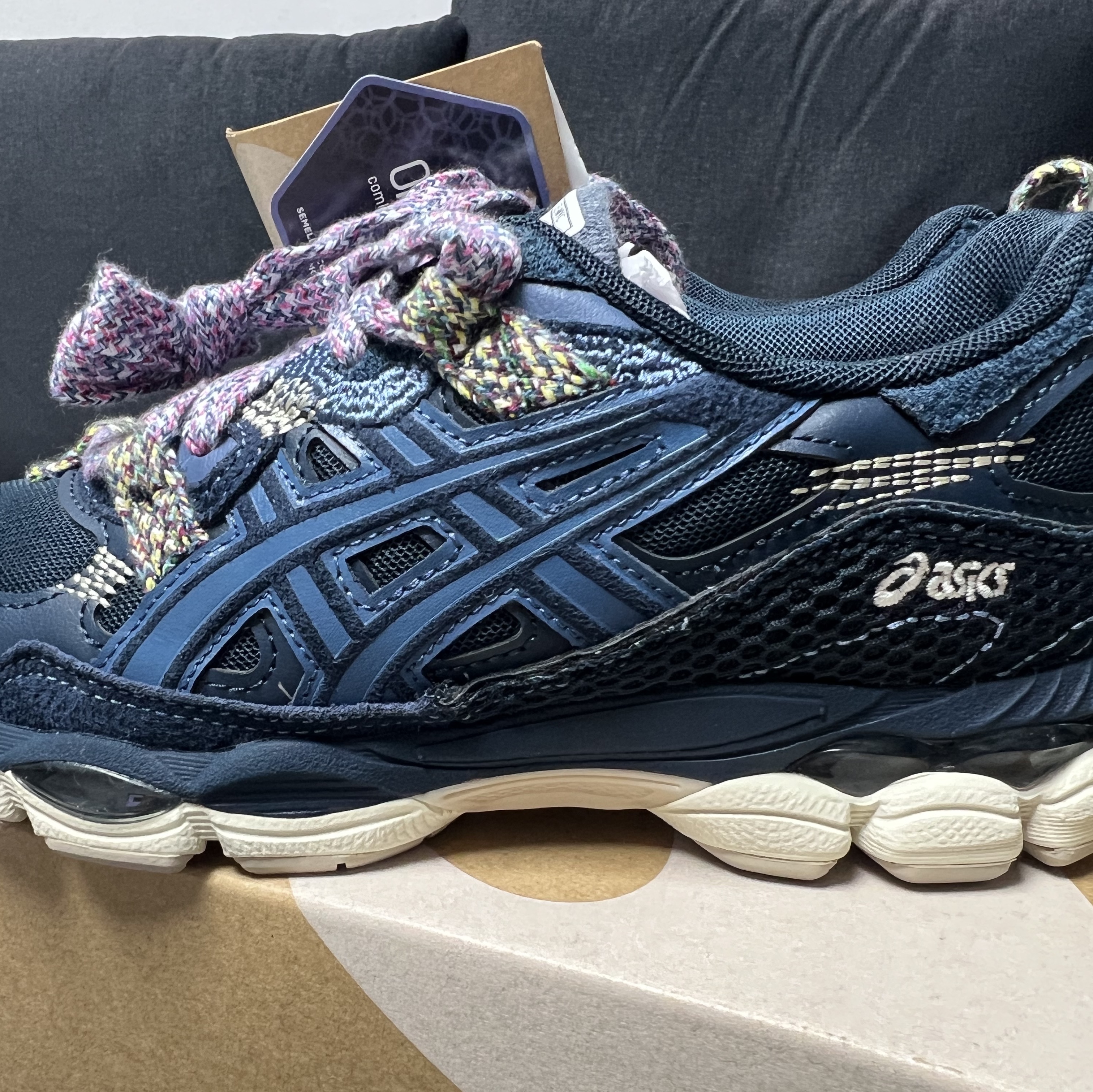 Asics x Fujitaka Towel Gel-NYC French Blue Grand Shark 착용 스타일 - 2