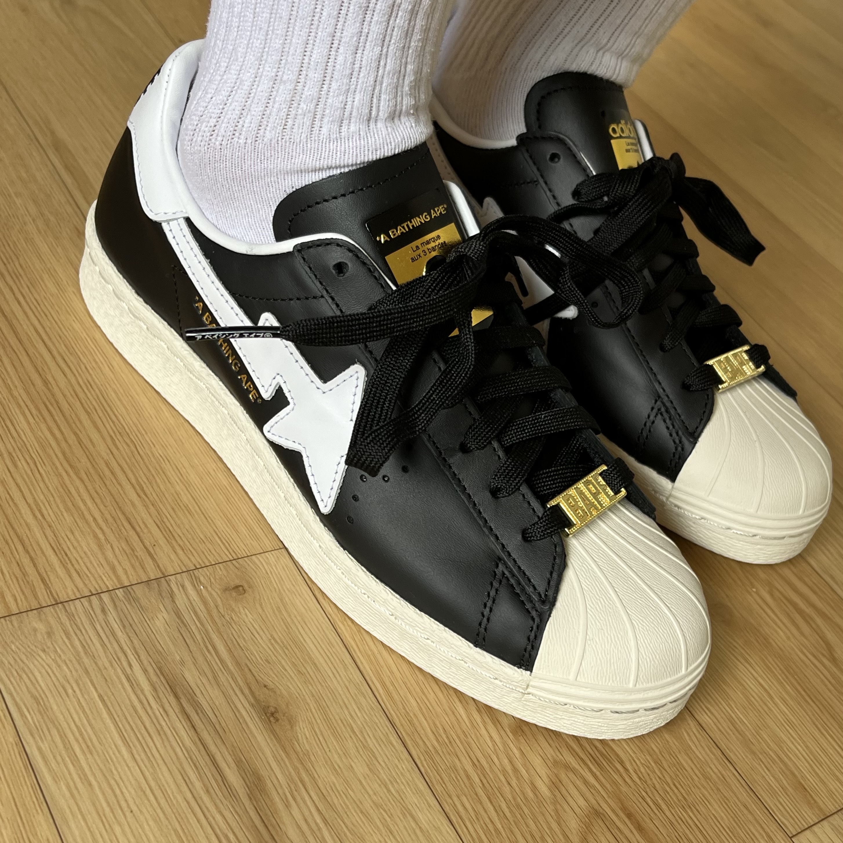 Adidas x BAPE Superstar 80s Core Black Off White 착용 스타일