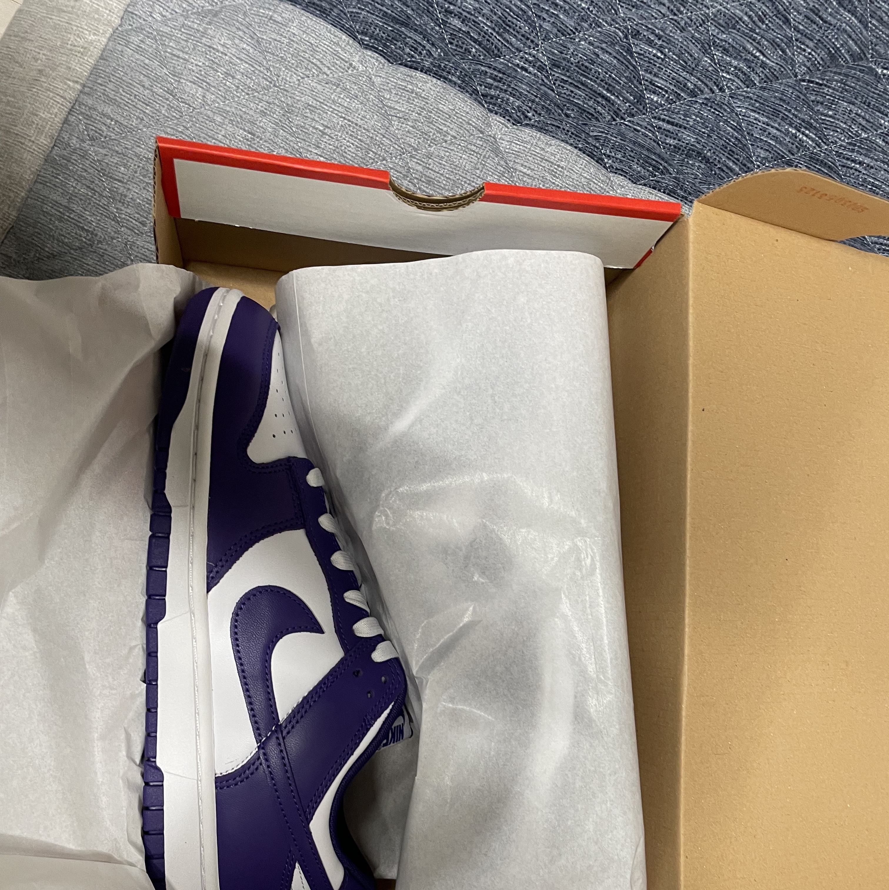 Nike Dunk Low Retro Championship Court Purple 착용 스타일 - 2