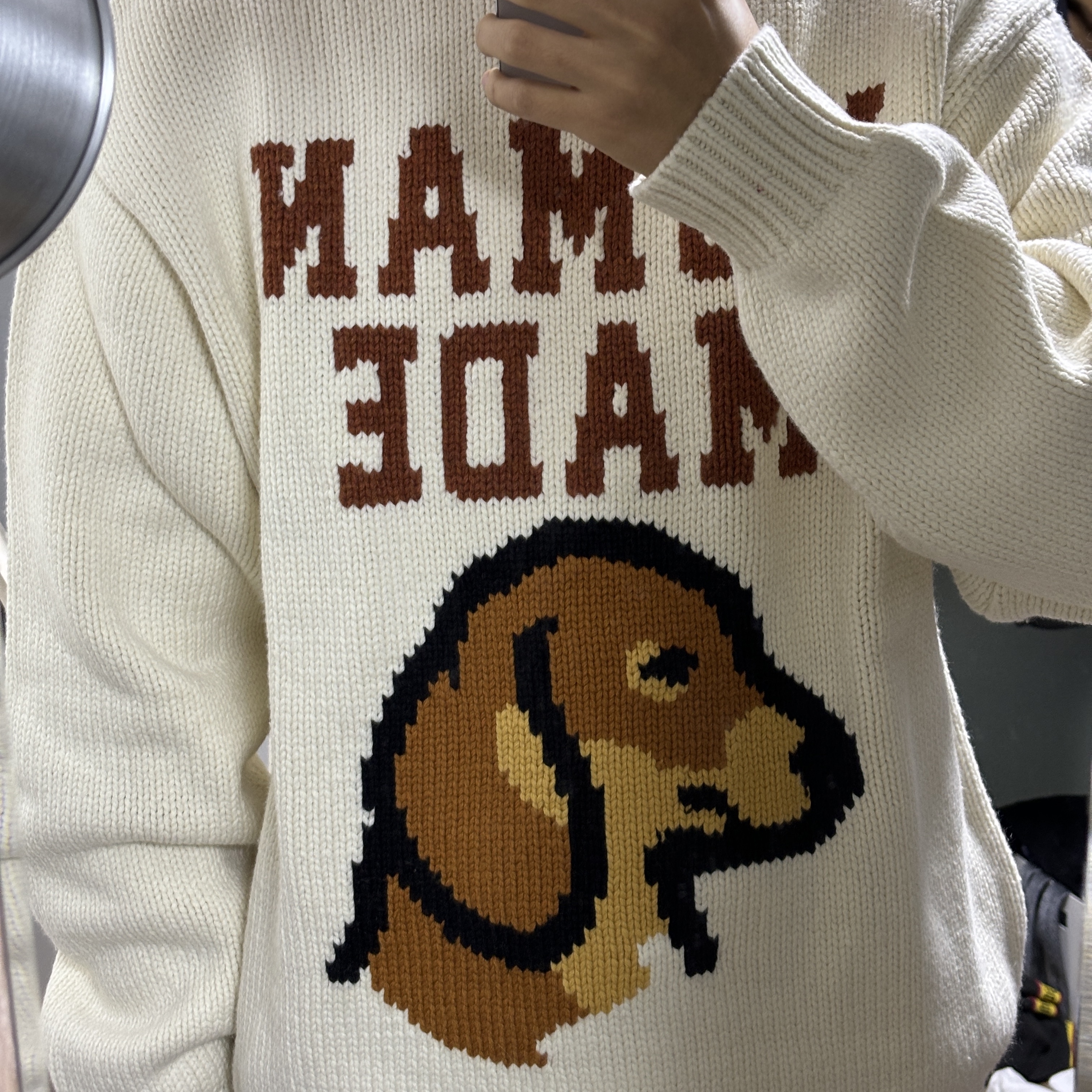 Human Made Dachs Knit Sweater White 착용 스타일 - 3