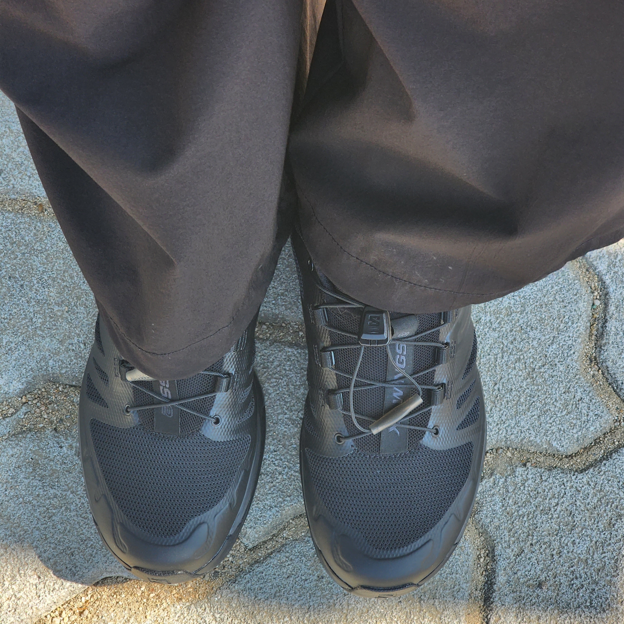 Salomon XT-Wings 2 ADV Black 착용 스타일