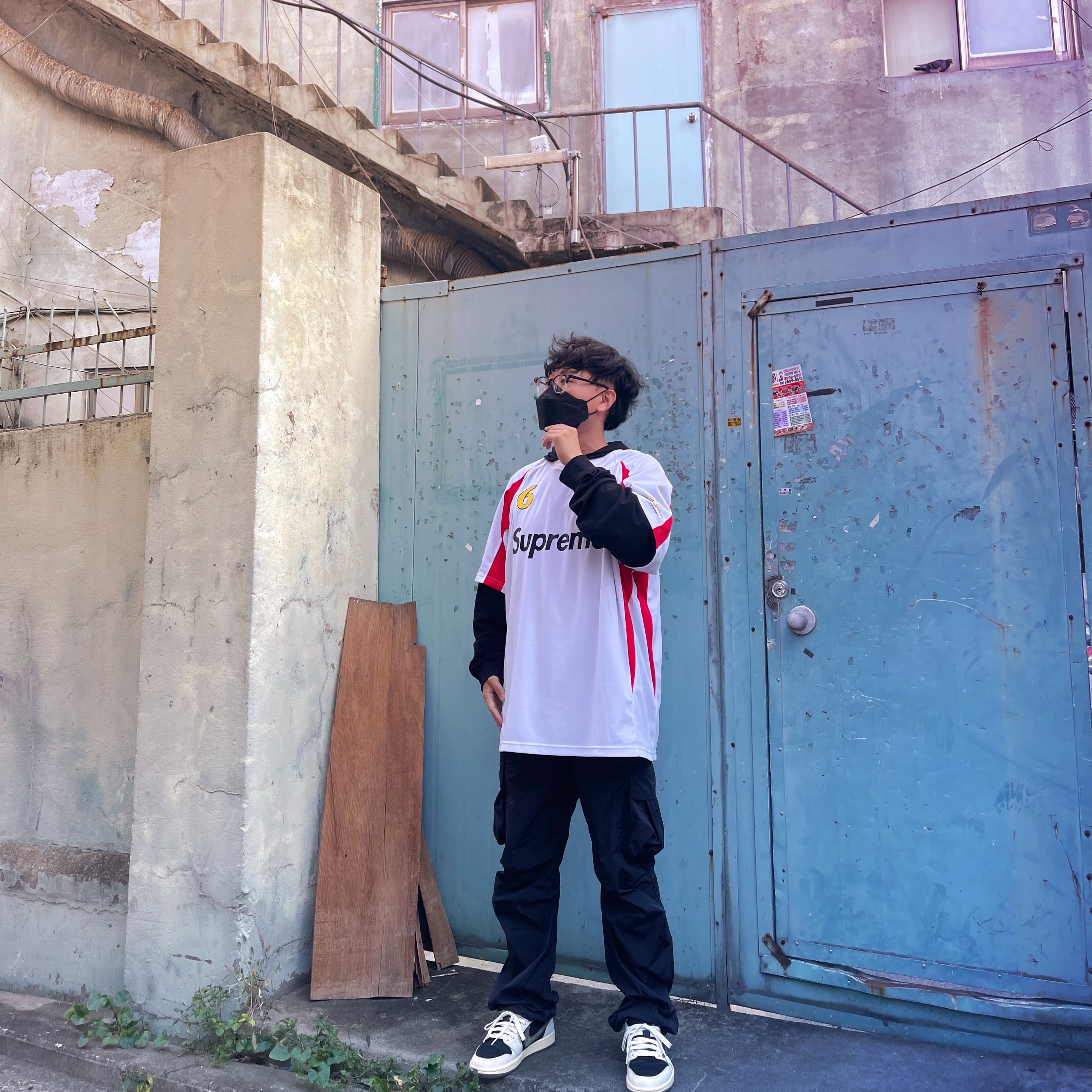 Supreme Hooded Soccer Jersey White - 23FW, (W) Jordan 1 x Travis Scott Retro Low OG SP Medium Olive 착용 스타일
