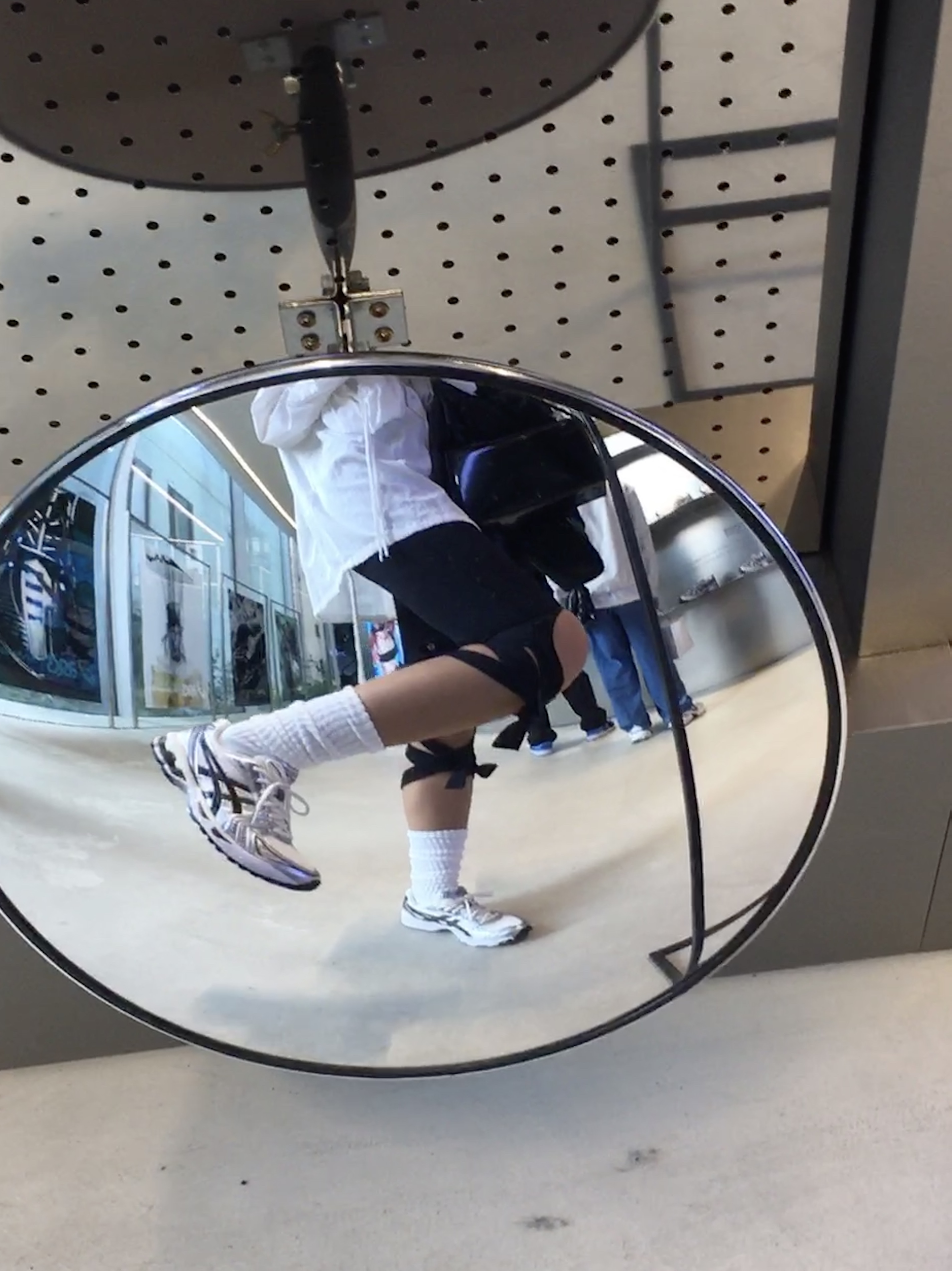 Asics Gel-Kayano 14 Cream Black 착용 스타일 - 4