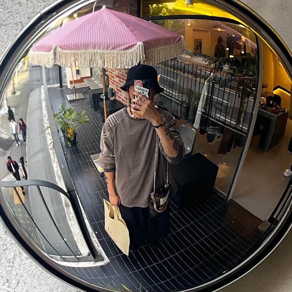 Ignota Core:6 Type.1 Column Long Sleeve T-Shirt Brown 착용 스타일 - 2