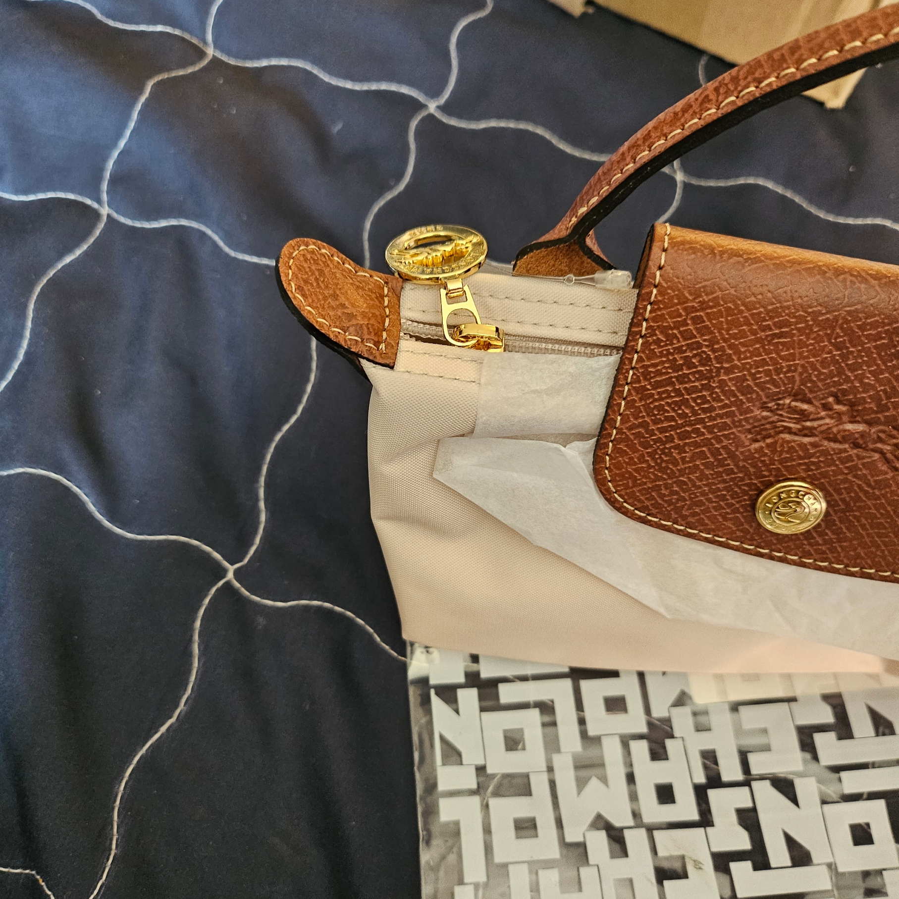 Longchamp Le Pliage Original Handle Pouch Paper 착용 스타일 - 2