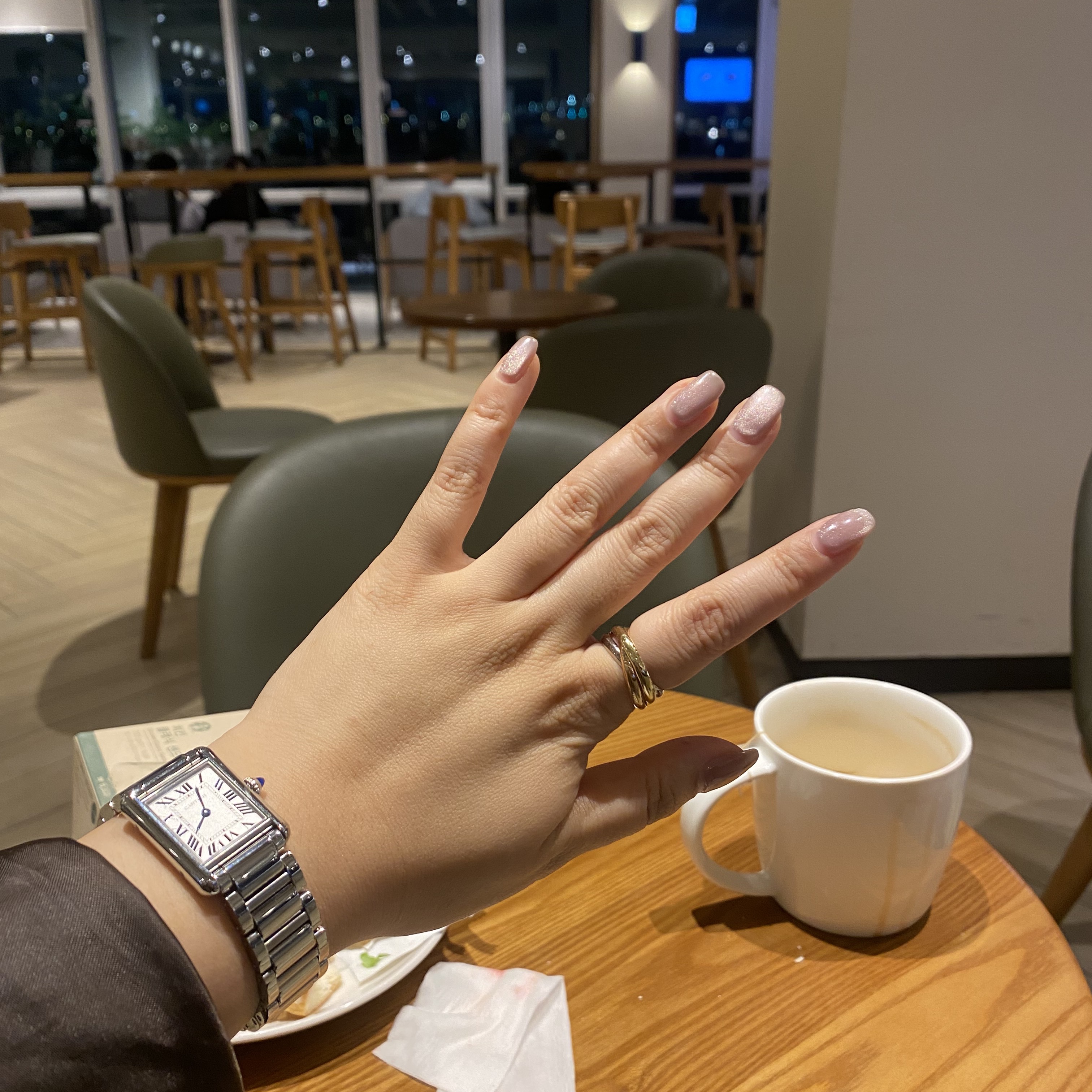 Cartier Tank Must Watch Small Quartz Steel Bracelet Steel, Cartier Trinity Ring Classic White Gold Yellow Gold Rose Gold 착용 스타일 - 1