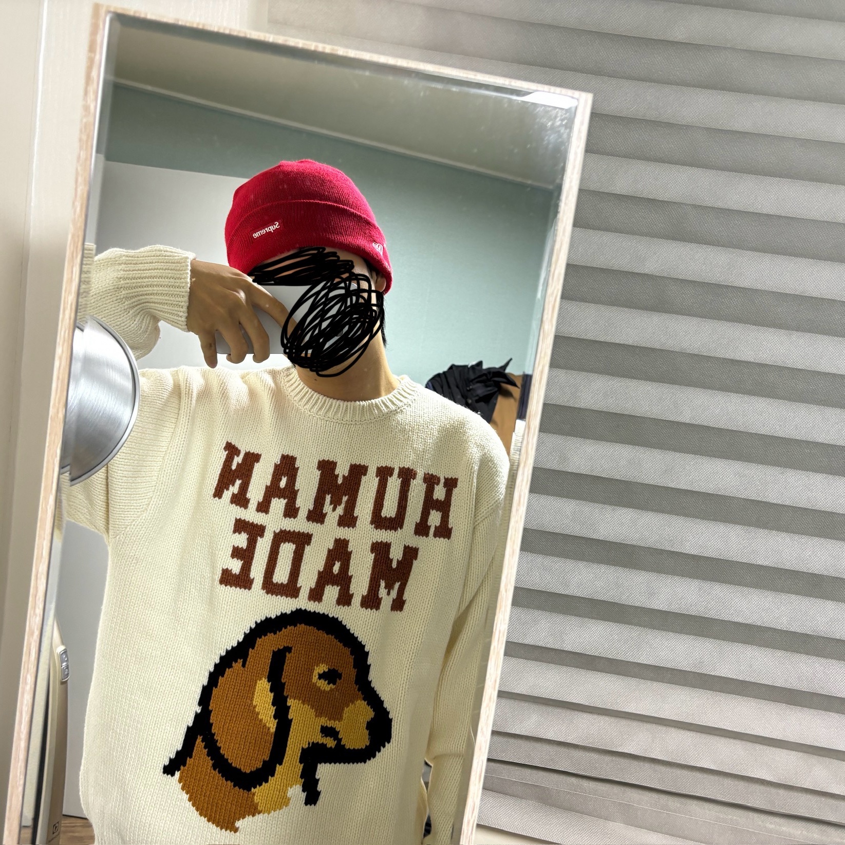 Human Made Dachs Knit Sweater White 착용 스타일 - 2