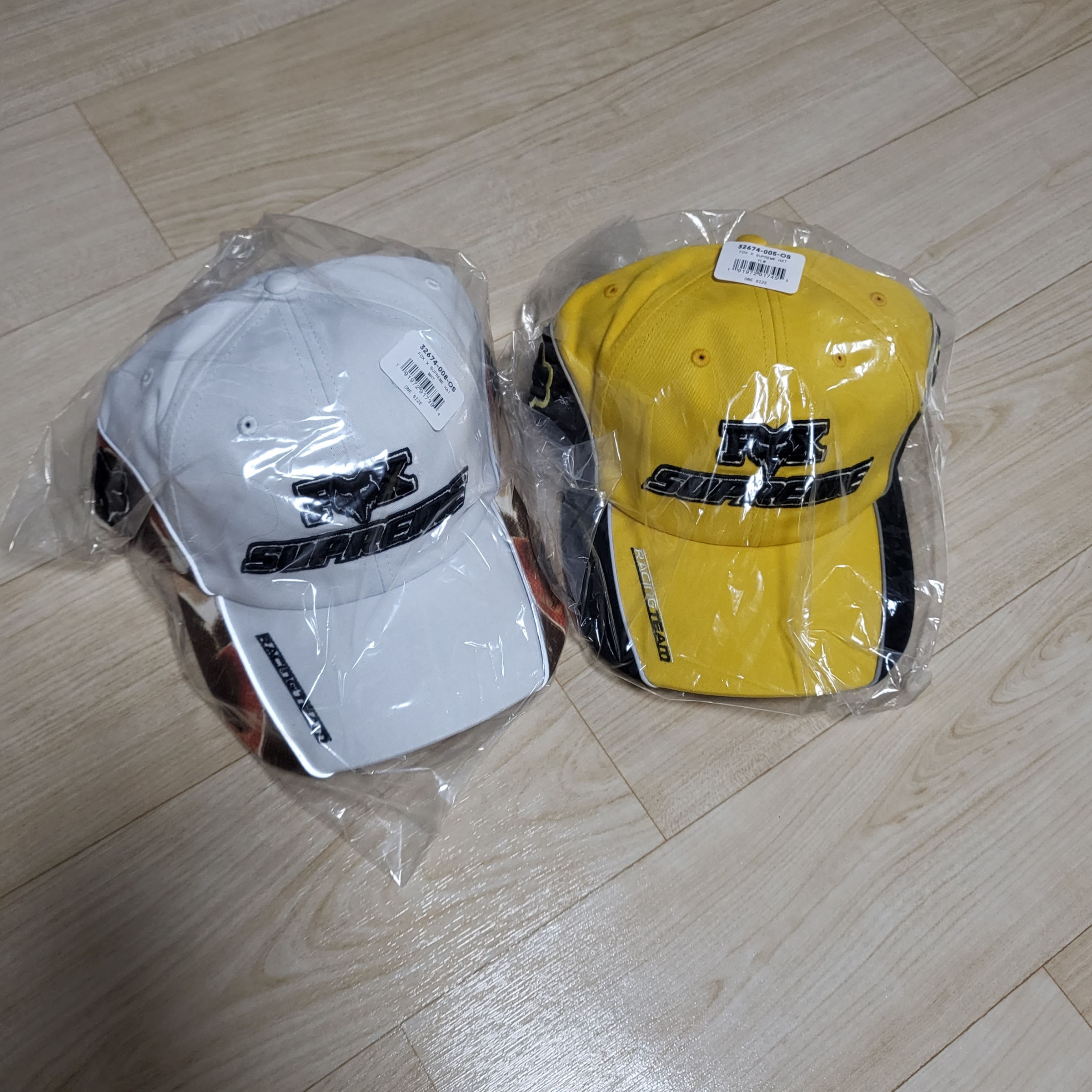 Supreme Fox Racing 6-Panel Yellow - 23FW, Supreme Fox Racing 6-Panel White - 23FW 착용 스타일 - 1