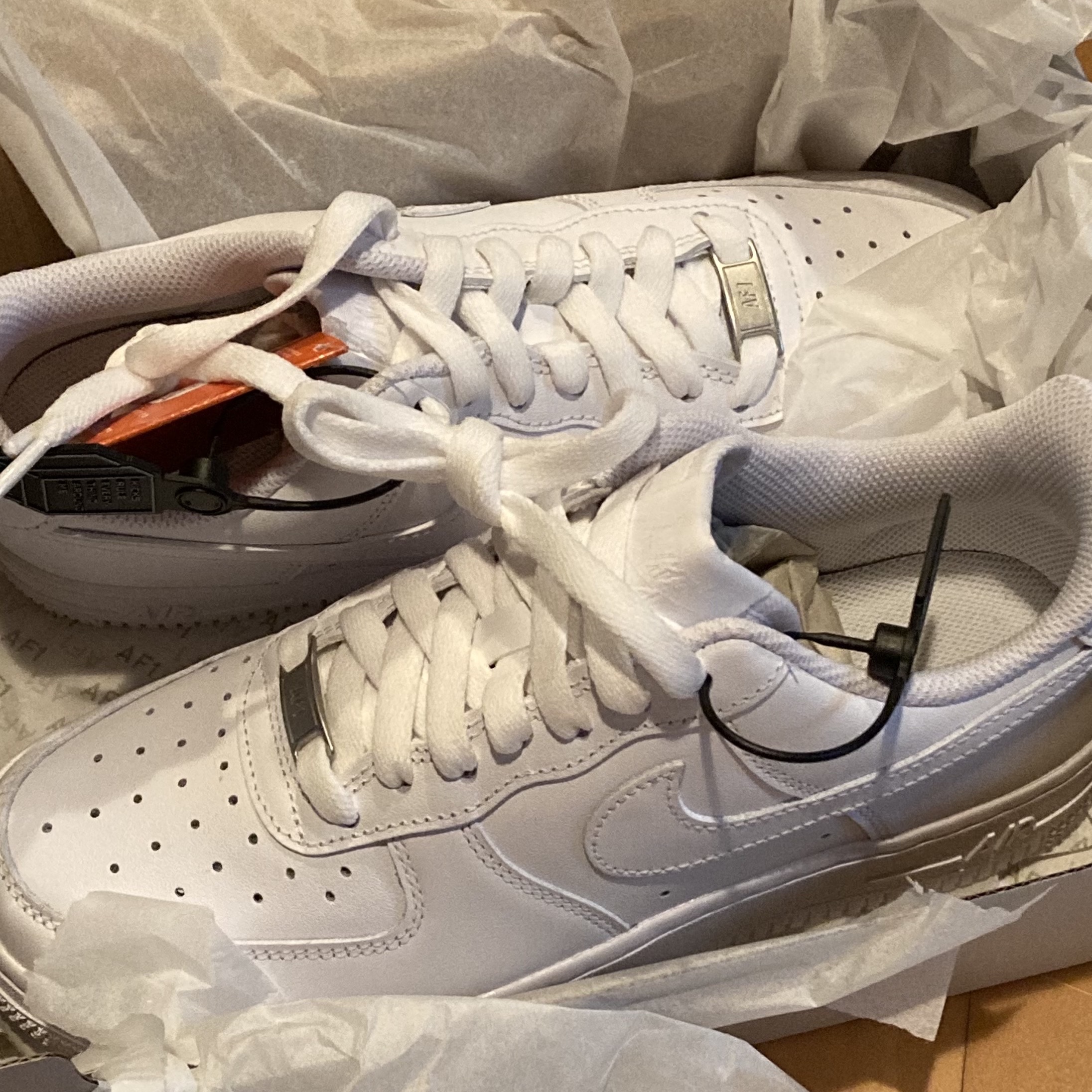(W) Nike Air Force 1 '07 Low White 착용 스타일