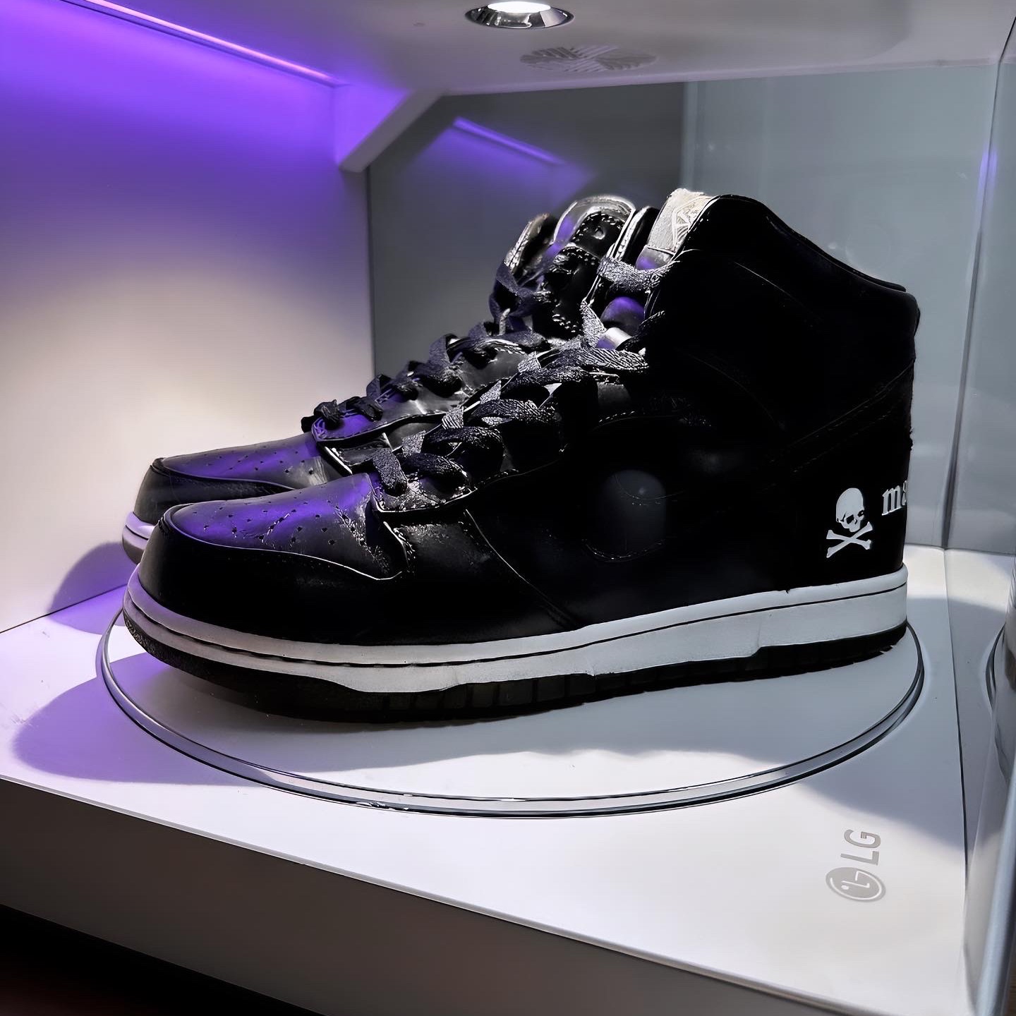 Nike x Mastermind Dunk High MMJ NRG Black 착용 스타일 - 3