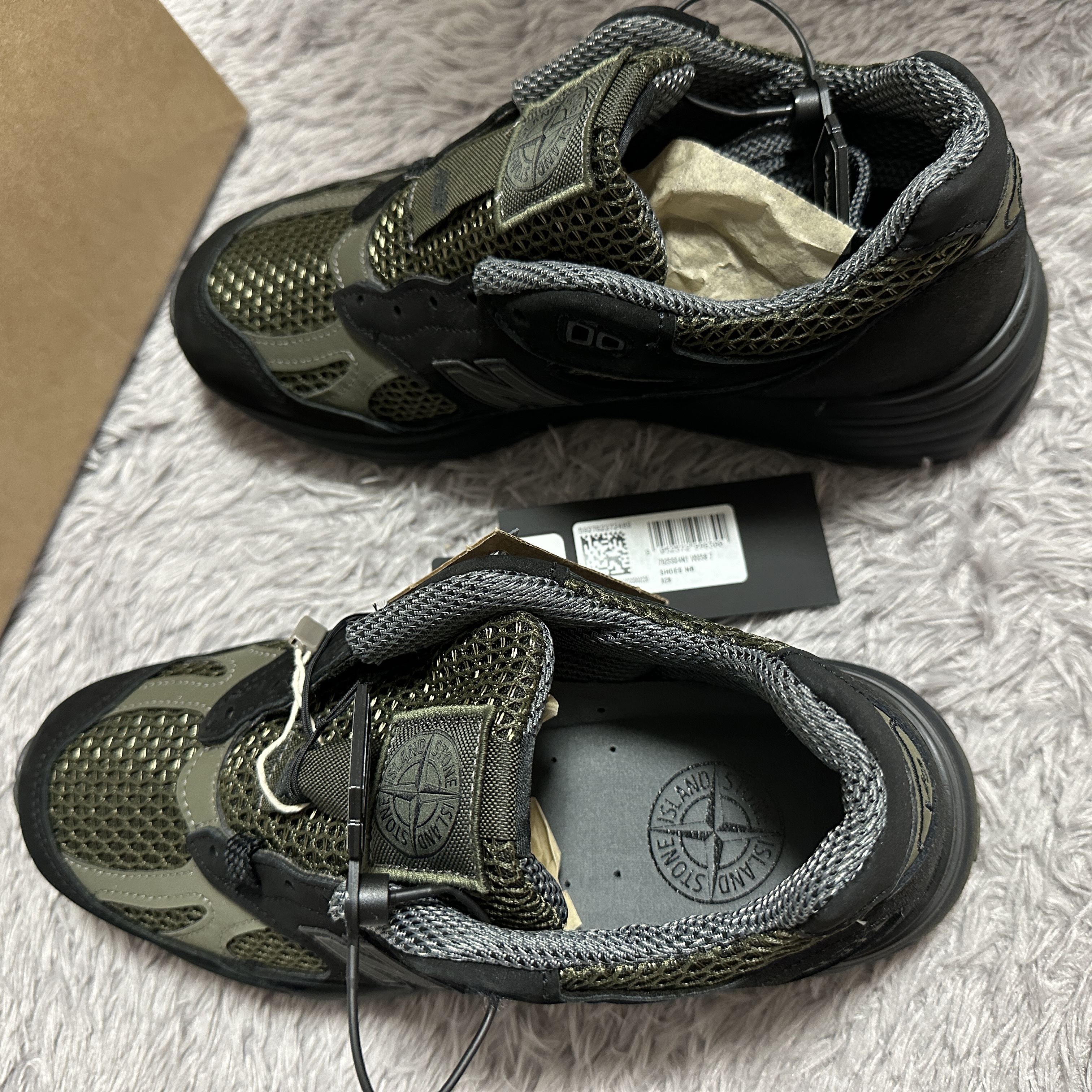 New Balance x Stone Island 991v2 Made in UK Black Olive Night 착용 스타일