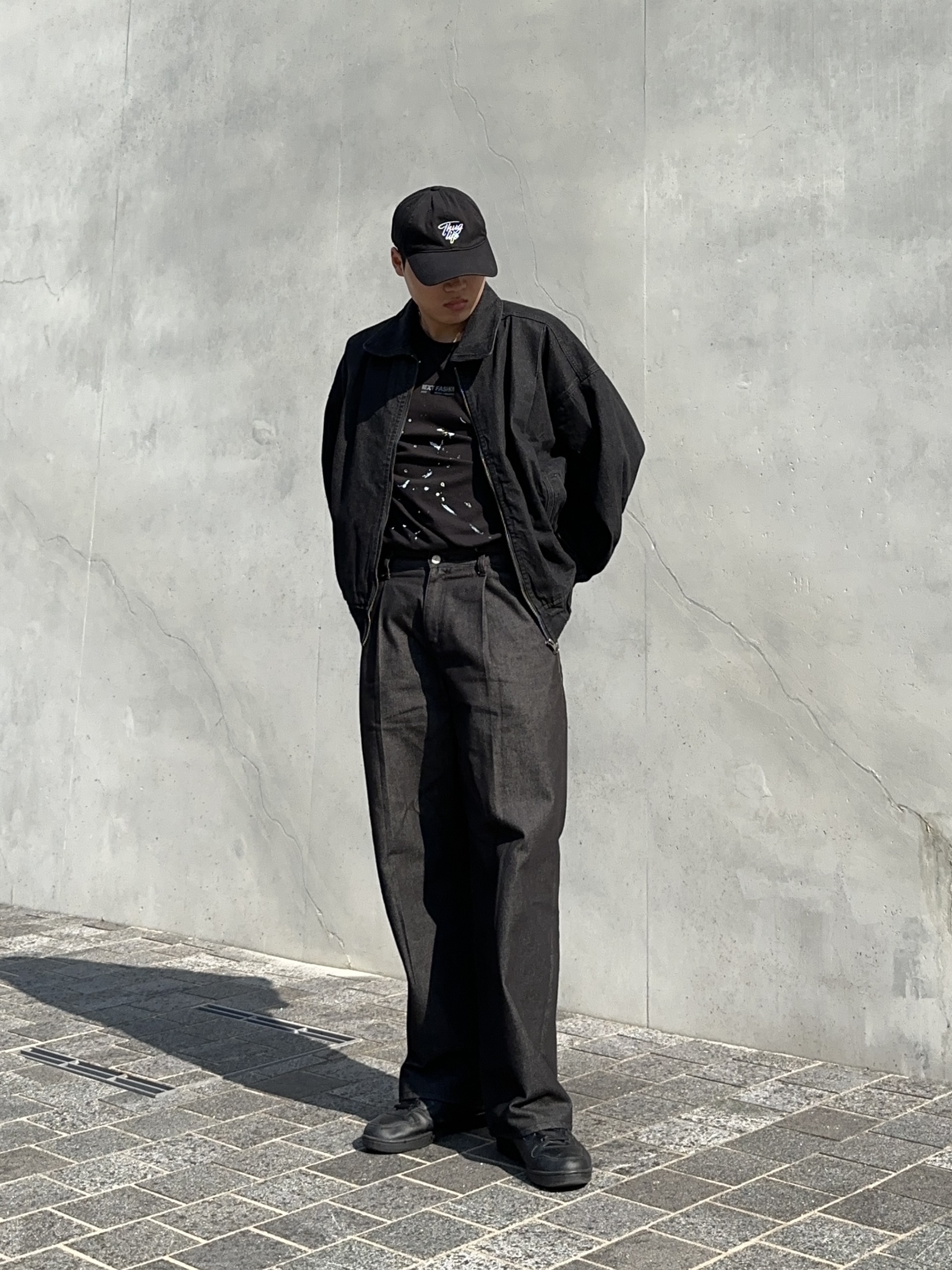 Nike Air Force 1 '07 Low Triple Black 착용 스타일 - 5