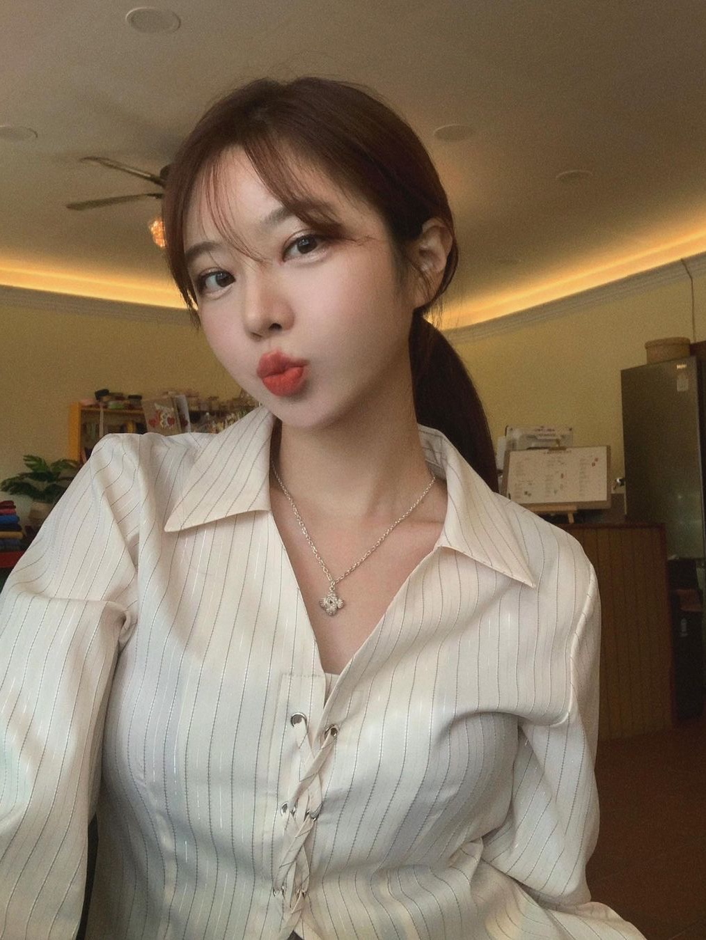 Scudo Shell Drop Plain Necklace Extrabold 착용 스타일 - 3