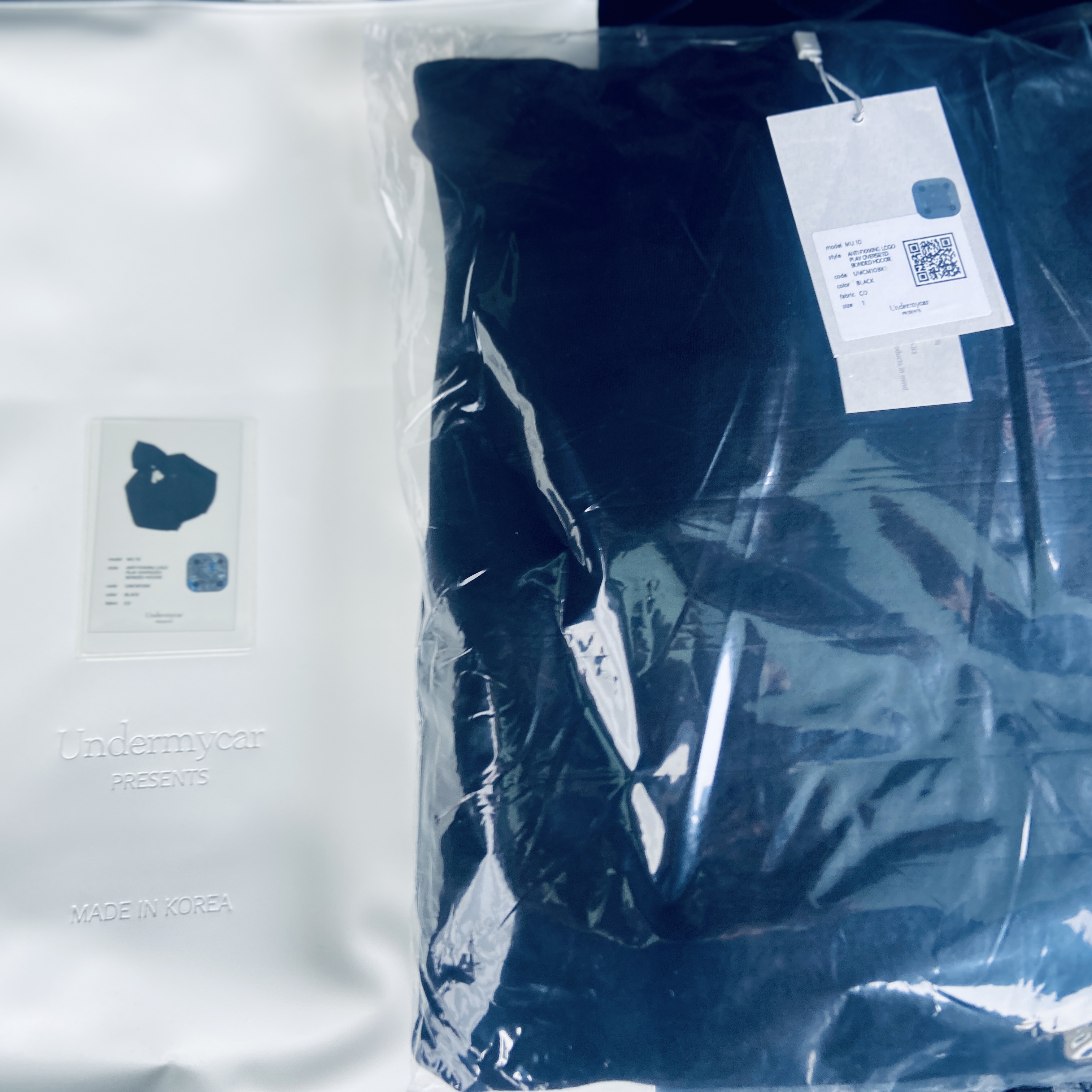 Undermycar Mu.10 Anti Fxxking Logo Play Oversized Bonded Hoodie Black 착용 스타일 - 2
