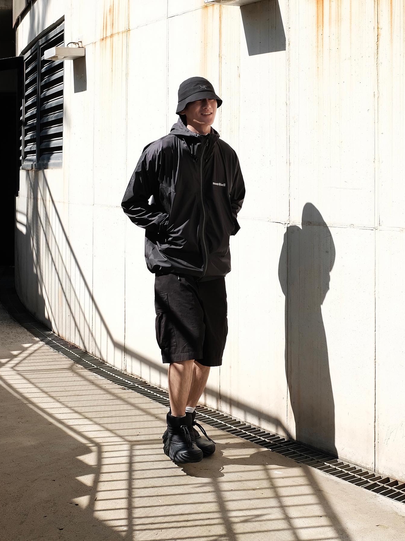 Palace x Arc'teryx Sinsolo Hat Black - 20FW 착용 스타일 - 4