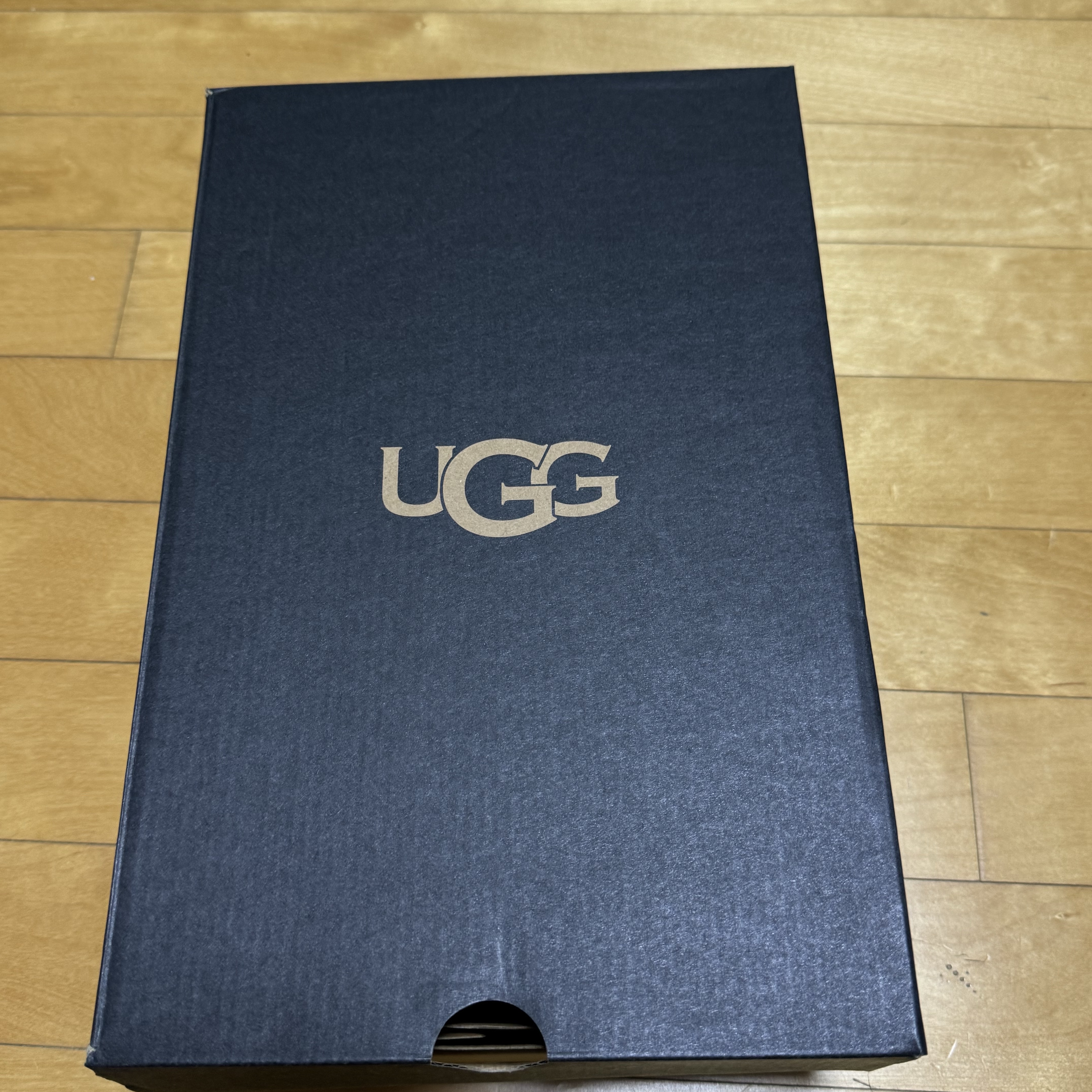 UGG Tasman Slipper Chestnut 착용 스타일 - 1