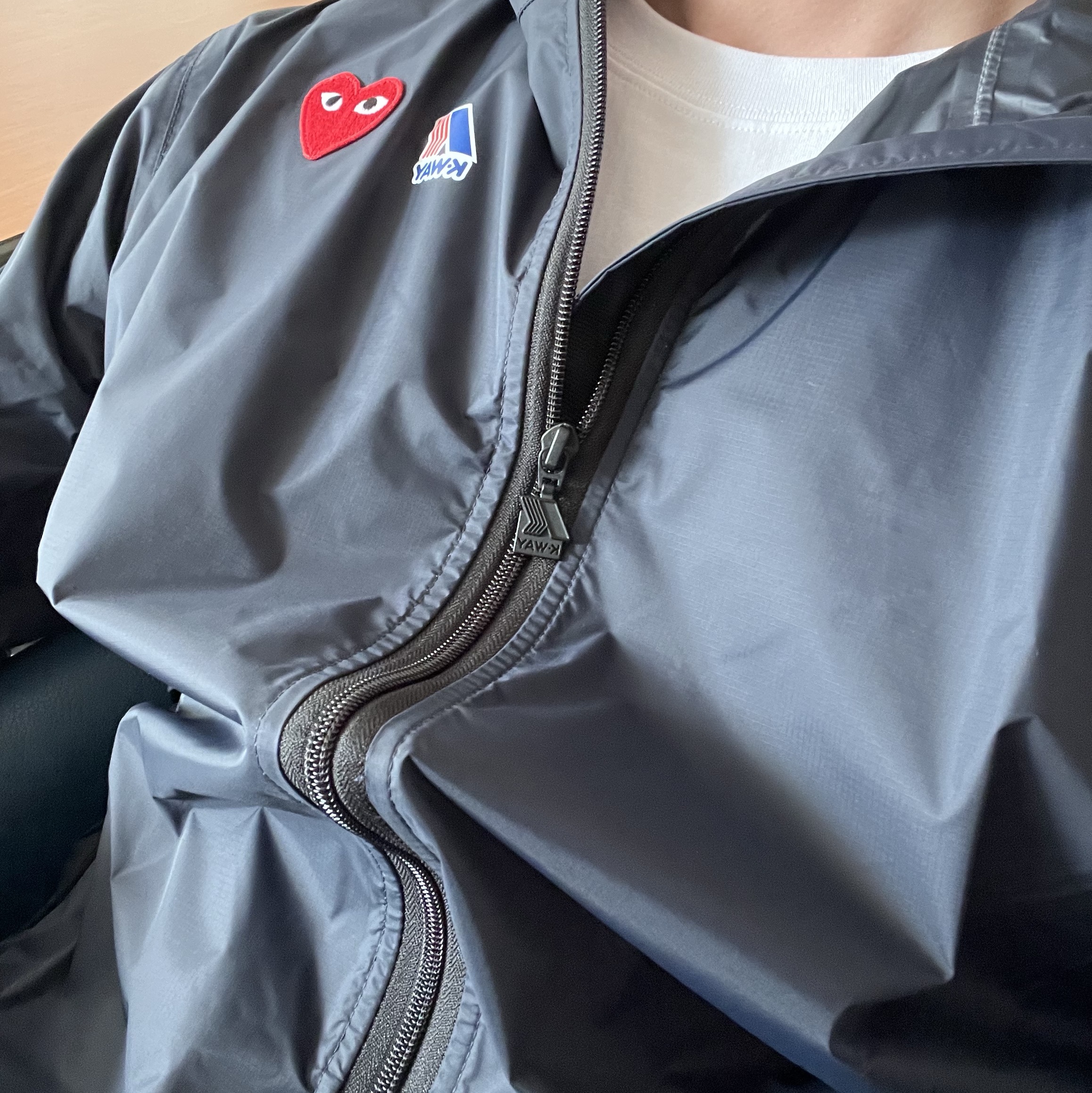 Play Comme des Garcons x K-Way Full Zip Jacket Navy 착용 스타일