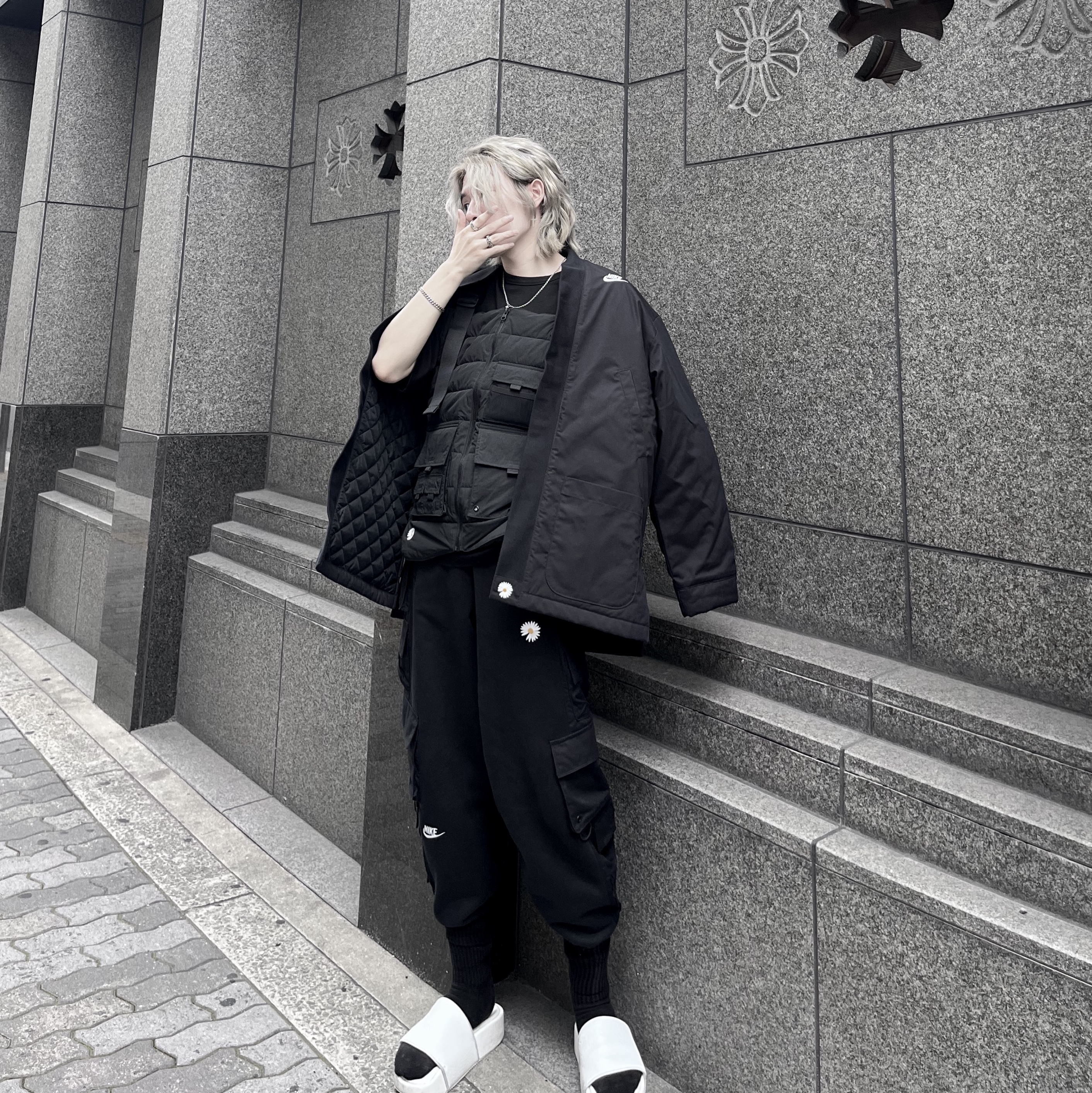 Nike x Peaceminusone Wide Pants Black (DR0096-010), Nike x Peaceminusone 2+1 Jacket Black (DR0100-010) 착용 스타일