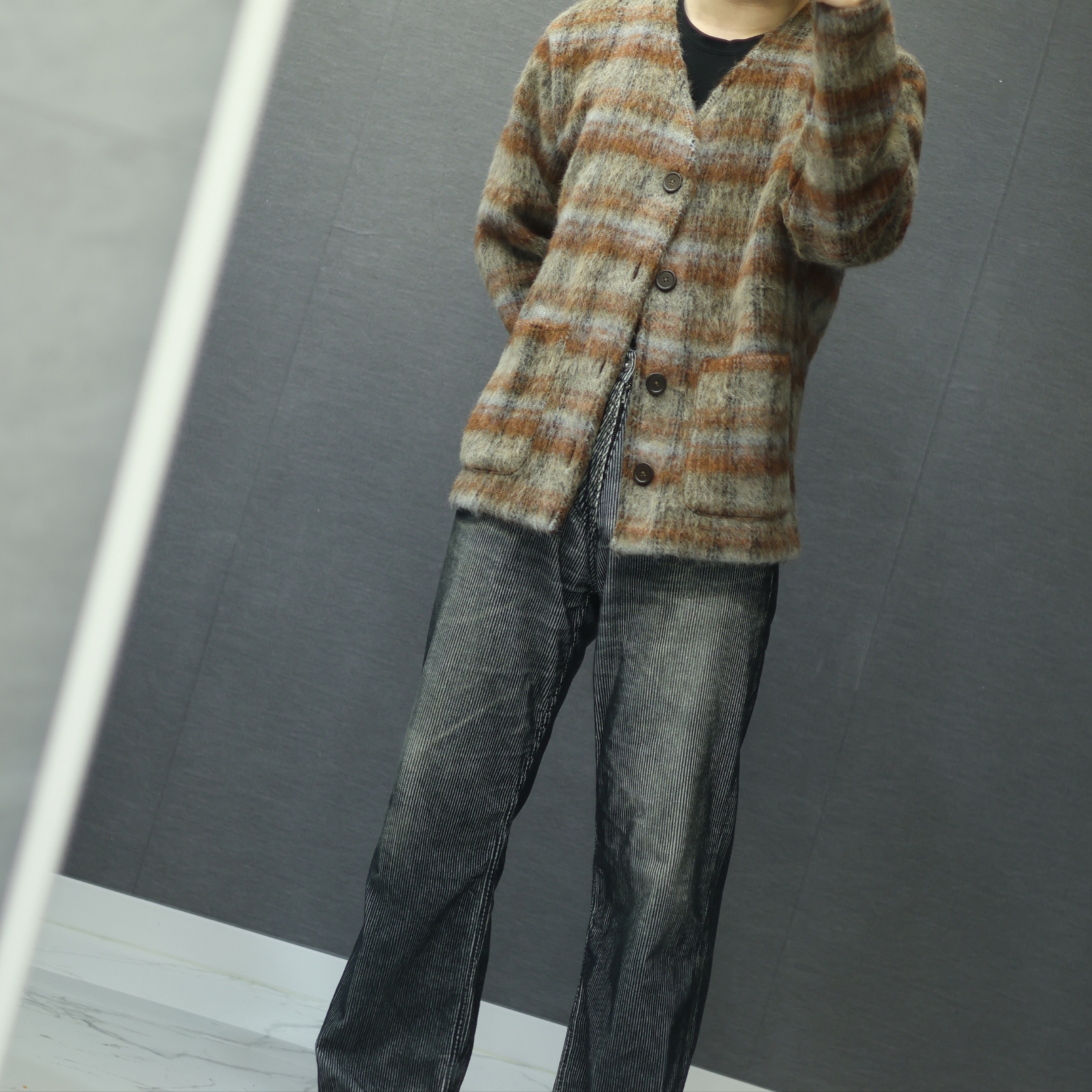 Our Legacy Cardigan Mohair Ament Check, Our Legacy Third Cut Digital Dark Aurora Corduroy 착용 스타일
