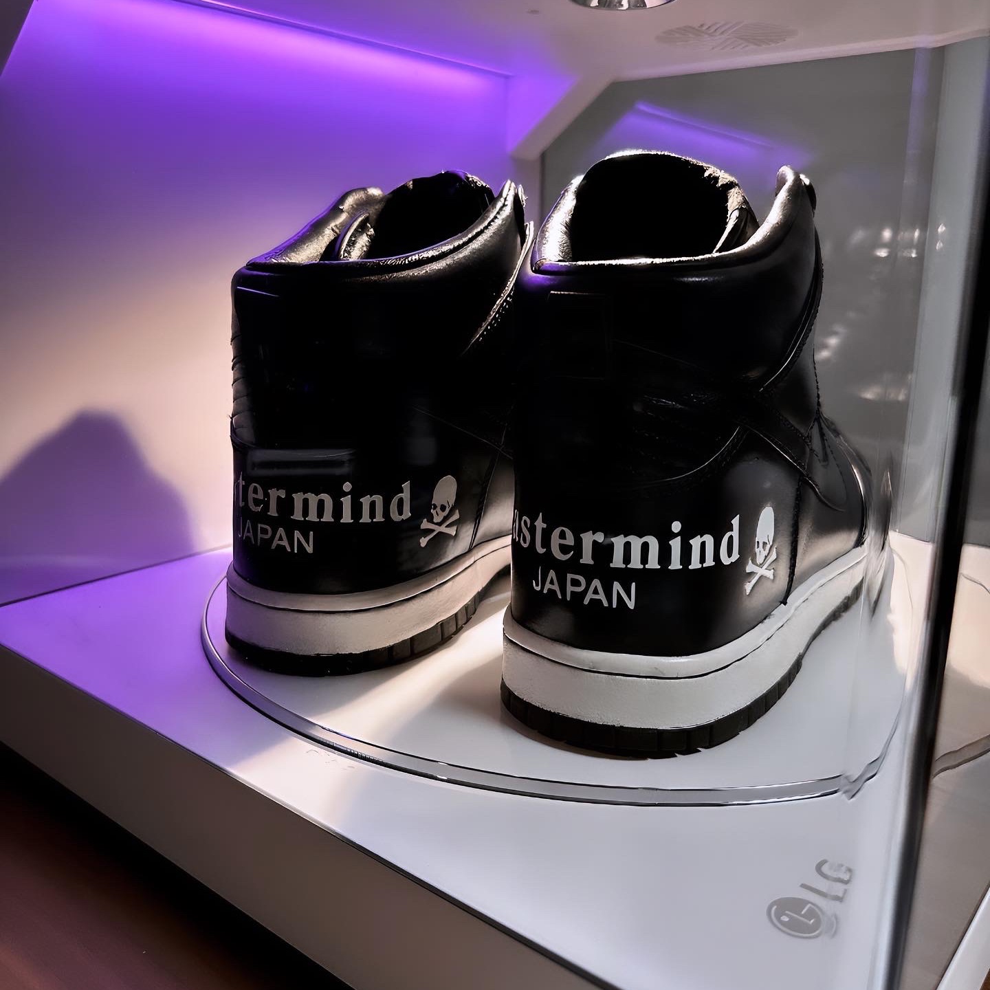 Nike x Mastermind Dunk High MMJ NRG Black 착용 스타일 - 4
