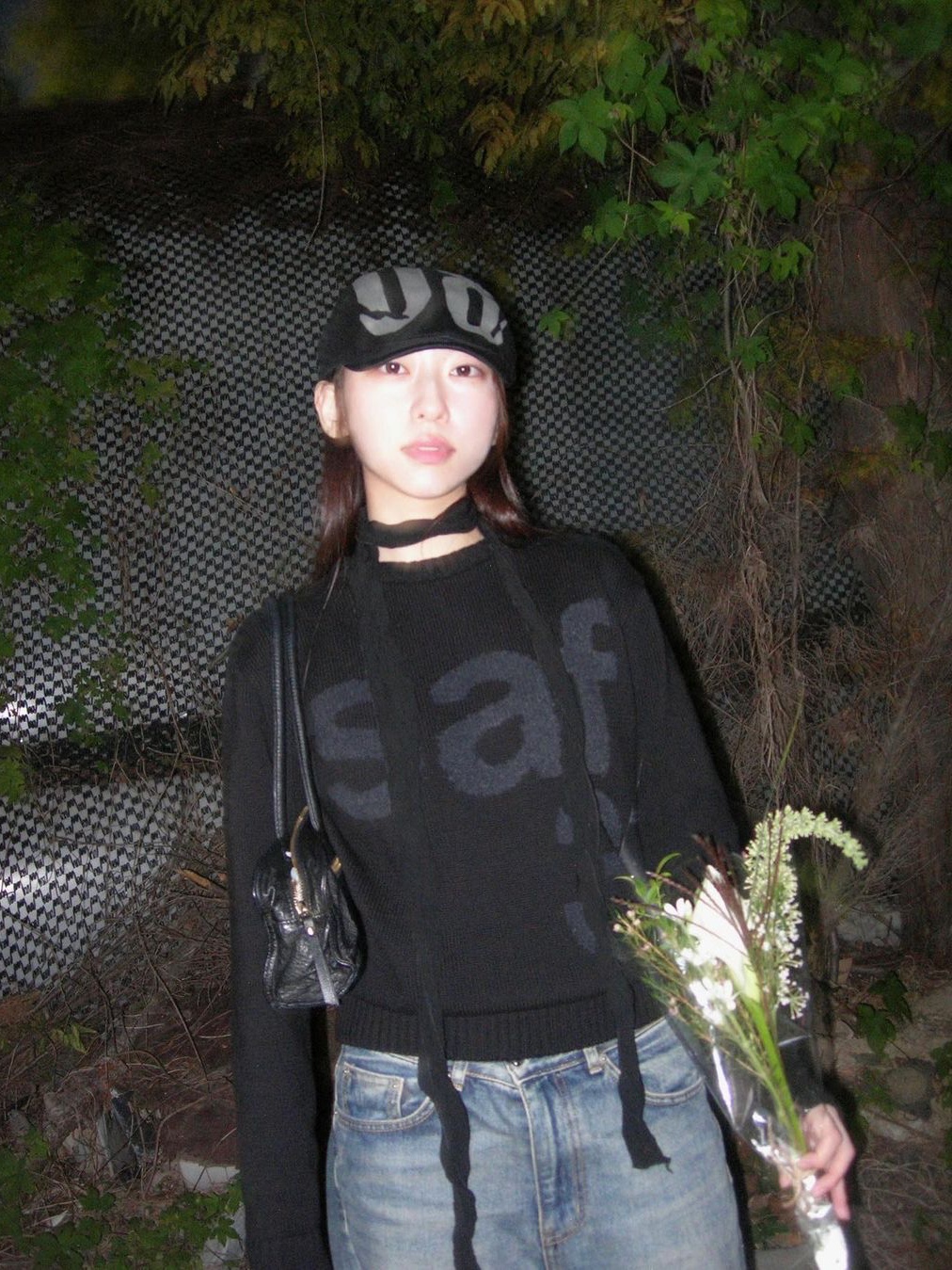 [KREAM 단독] Safarispot Women Basic Safari Knit Black, [KREAM 단독] Safarispot Women Basic Safari Knit White 착용 스타일