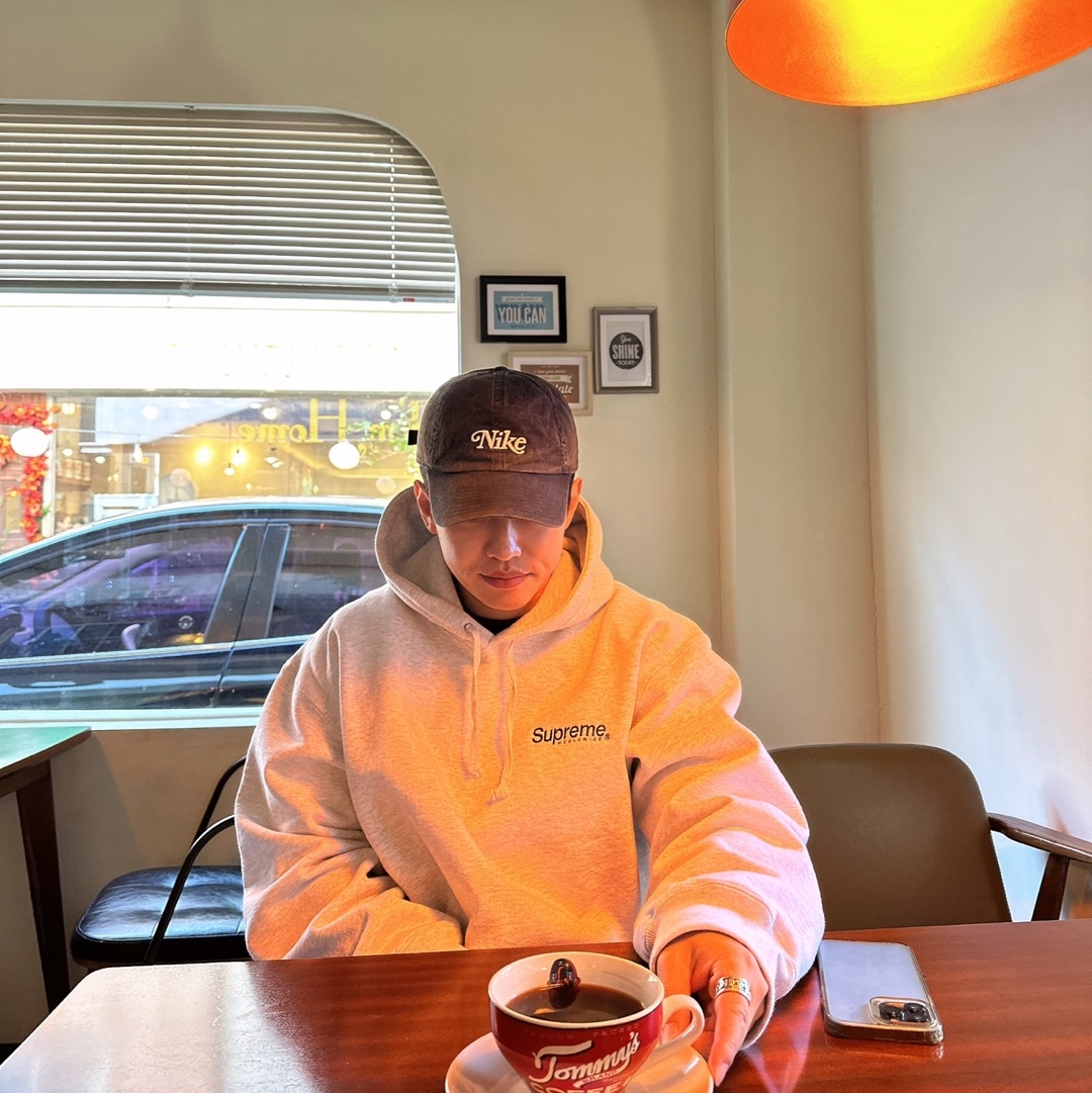 Supreme Worldwide Hooded Sweatshirt Ash Grey - 23SS 착용 스타일