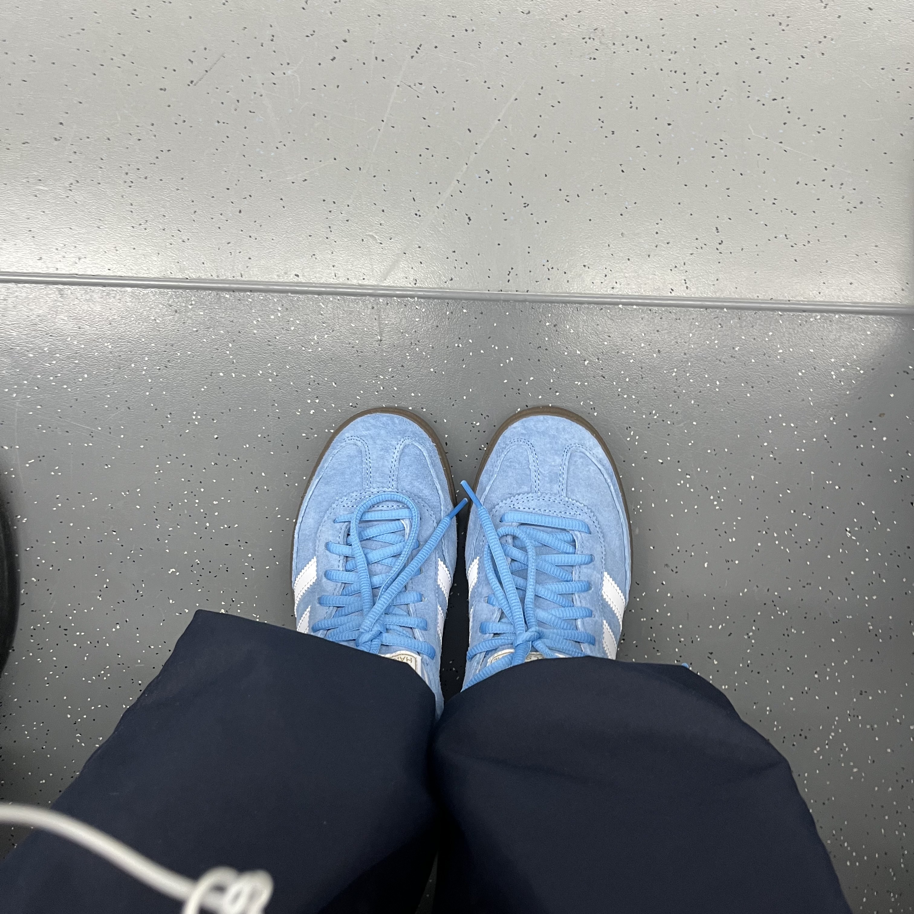 Adidas Spezial Handball Light Blue 착용 스타일