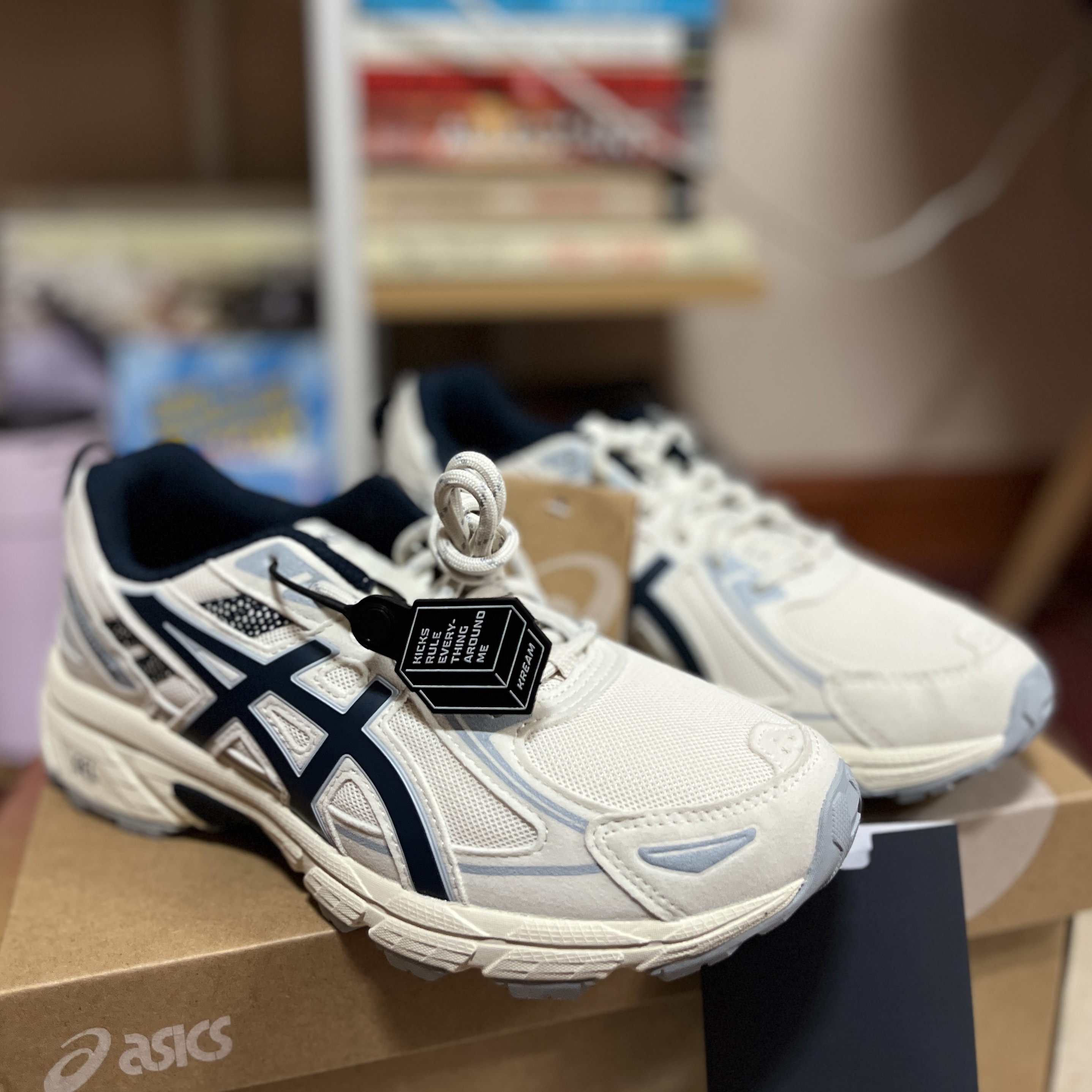 Asics Gel-Venture 6 SPS Birch French Blue 착용 스타일 - 2