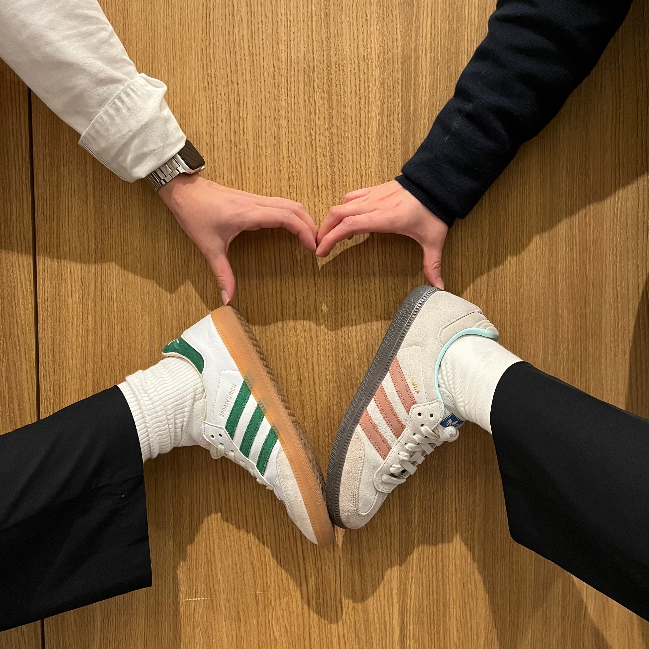 Adidas Samba OG Crystal White Clay Strata, Adidas x Sporty & Rich Samba OG Cloud White Green 착용 스타일