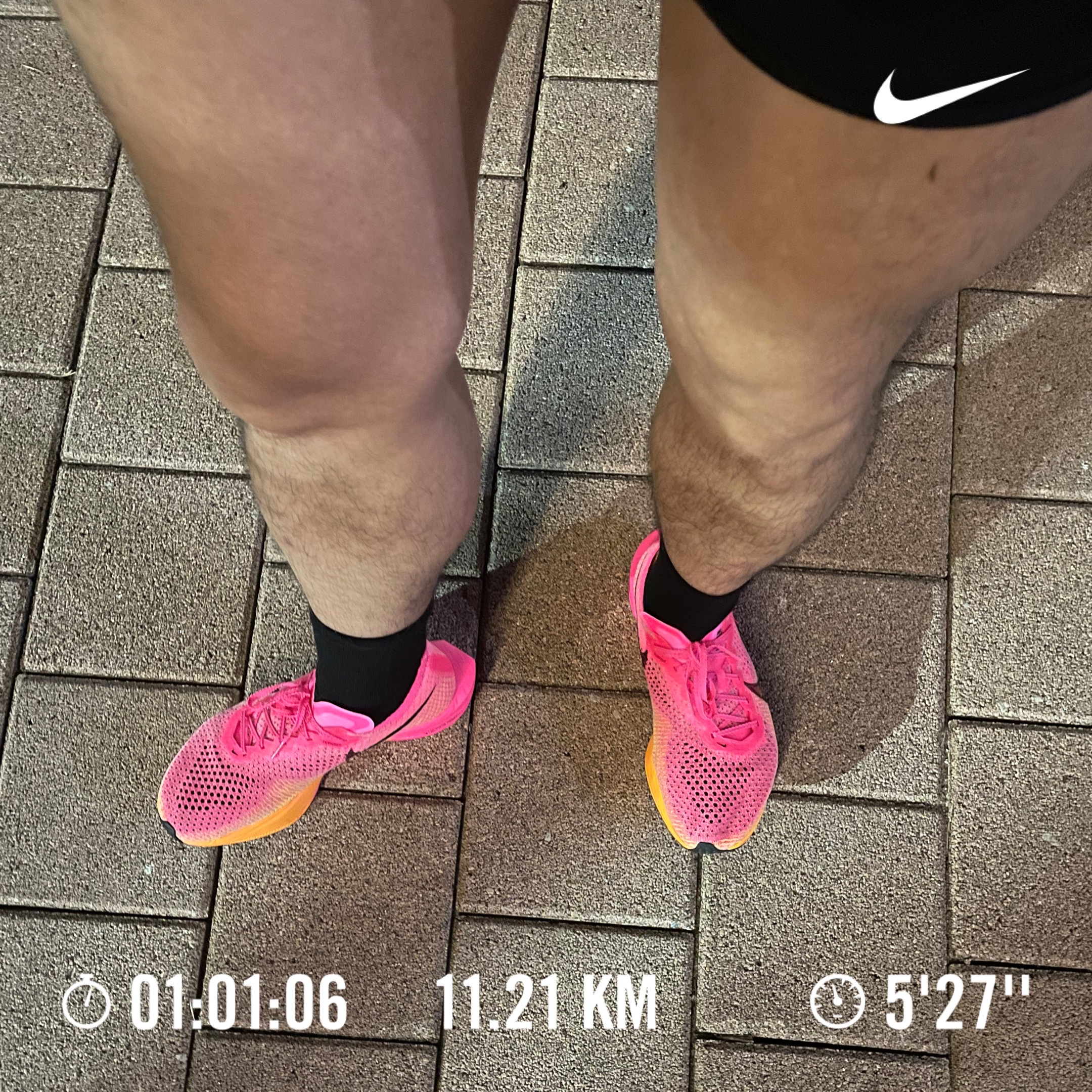 Nike ZoomX Vaporfly Next% 3 Hyper Pink 착용 스타일