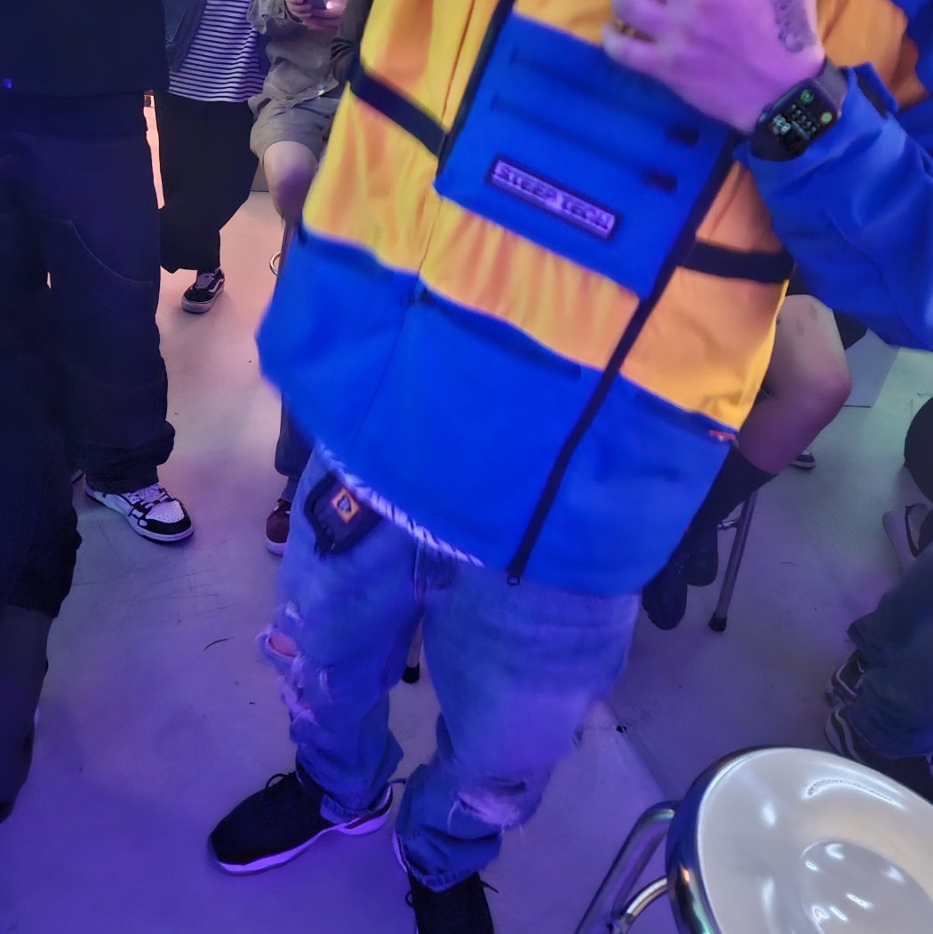 Supreme x The North Face Steep Tech Hooded Jacket Royal - 16SS, Air Zoom Flight 96 Black White 착용 스타일 - 1
