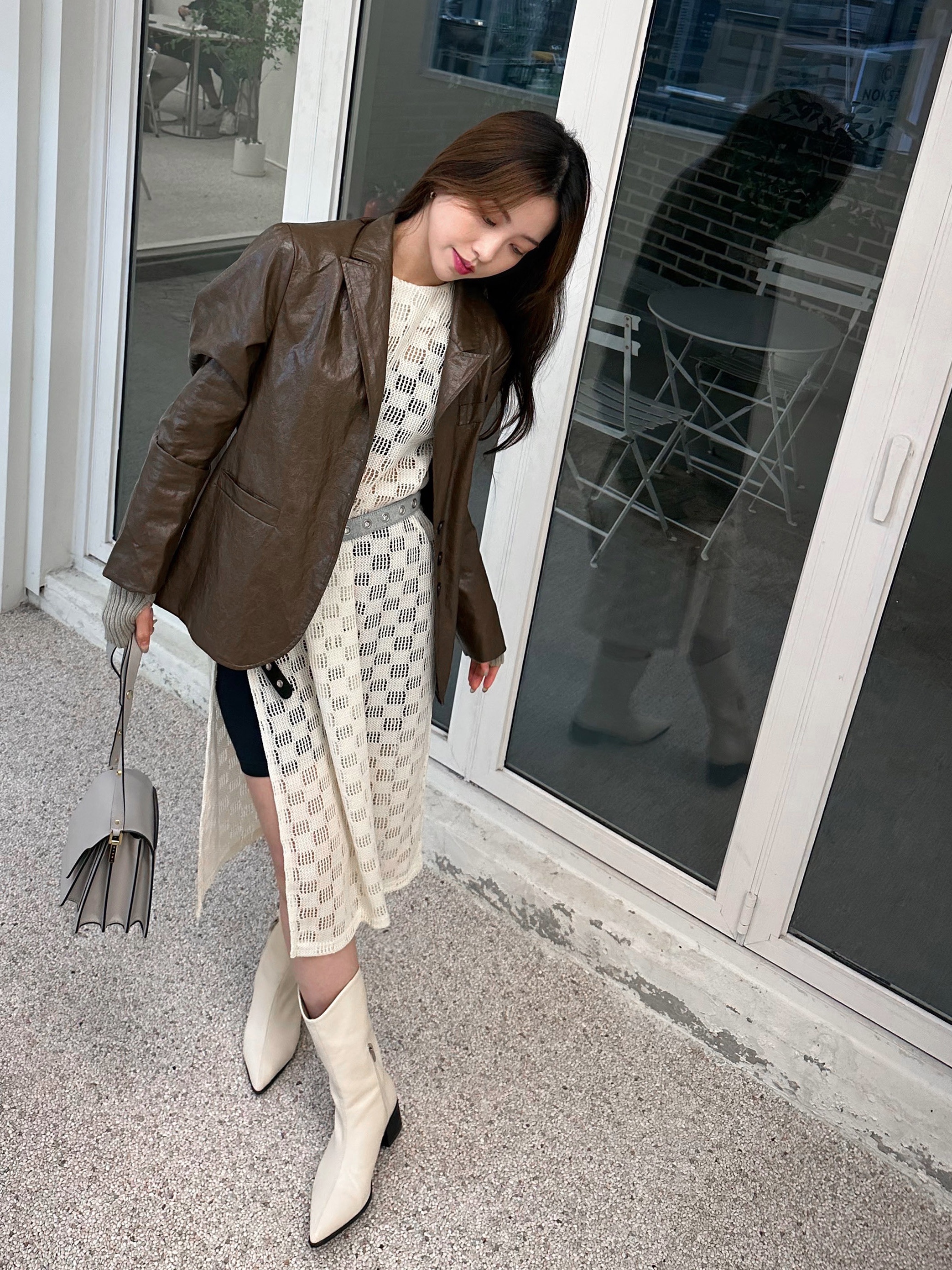 Marni Calfskin Medium Trunk Bag Grey, Marni Saffiano Medium Trunk Bag Grey 착용 스타일 - 1