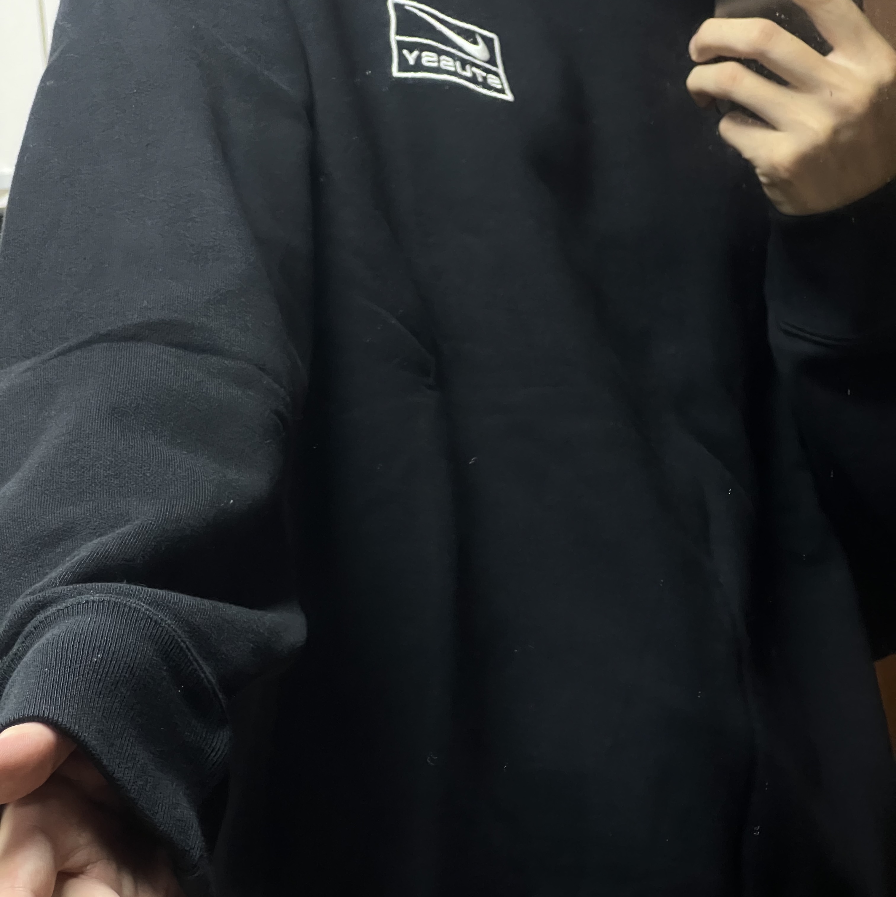 Nike x Stussy NRG Washed Fleece Crewneck Black (DO5310-010) 착용 스타일 - 3