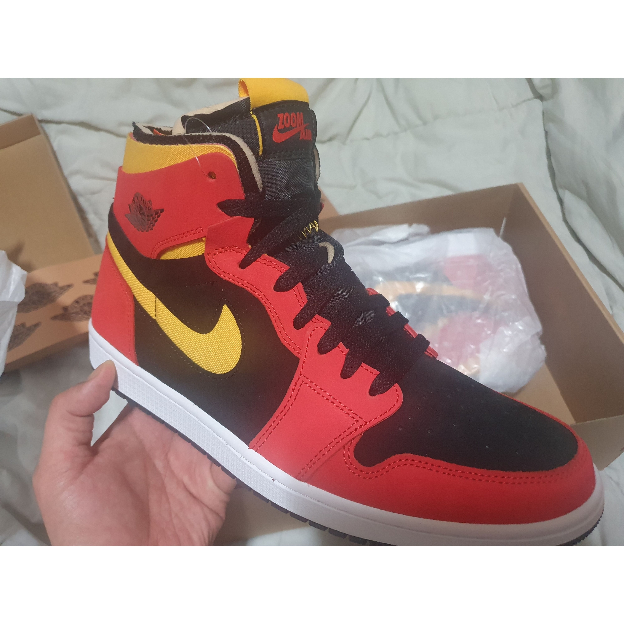Jordan 1 Zoom Air CMFT Chile Red 착용 스타일 - 2