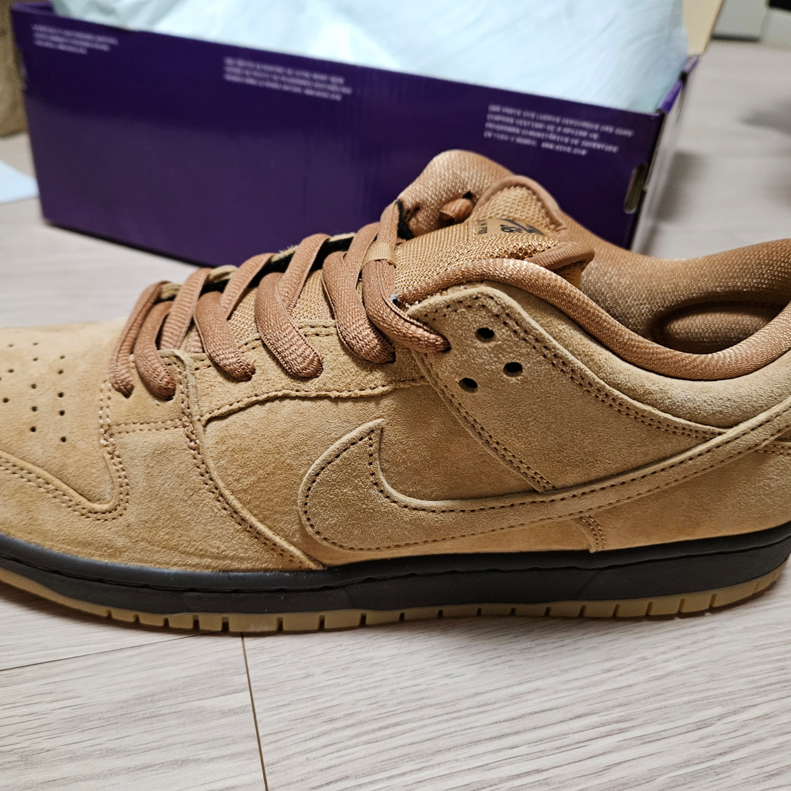 Nike SB Dunk Low Pro Wheat 2023 착용 스타일