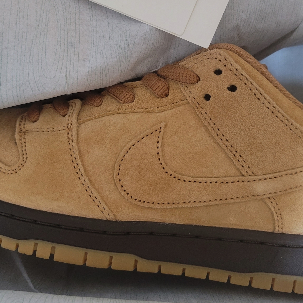 Nike SB Dunk Low Pro Wheat 2023 착용 스타일
