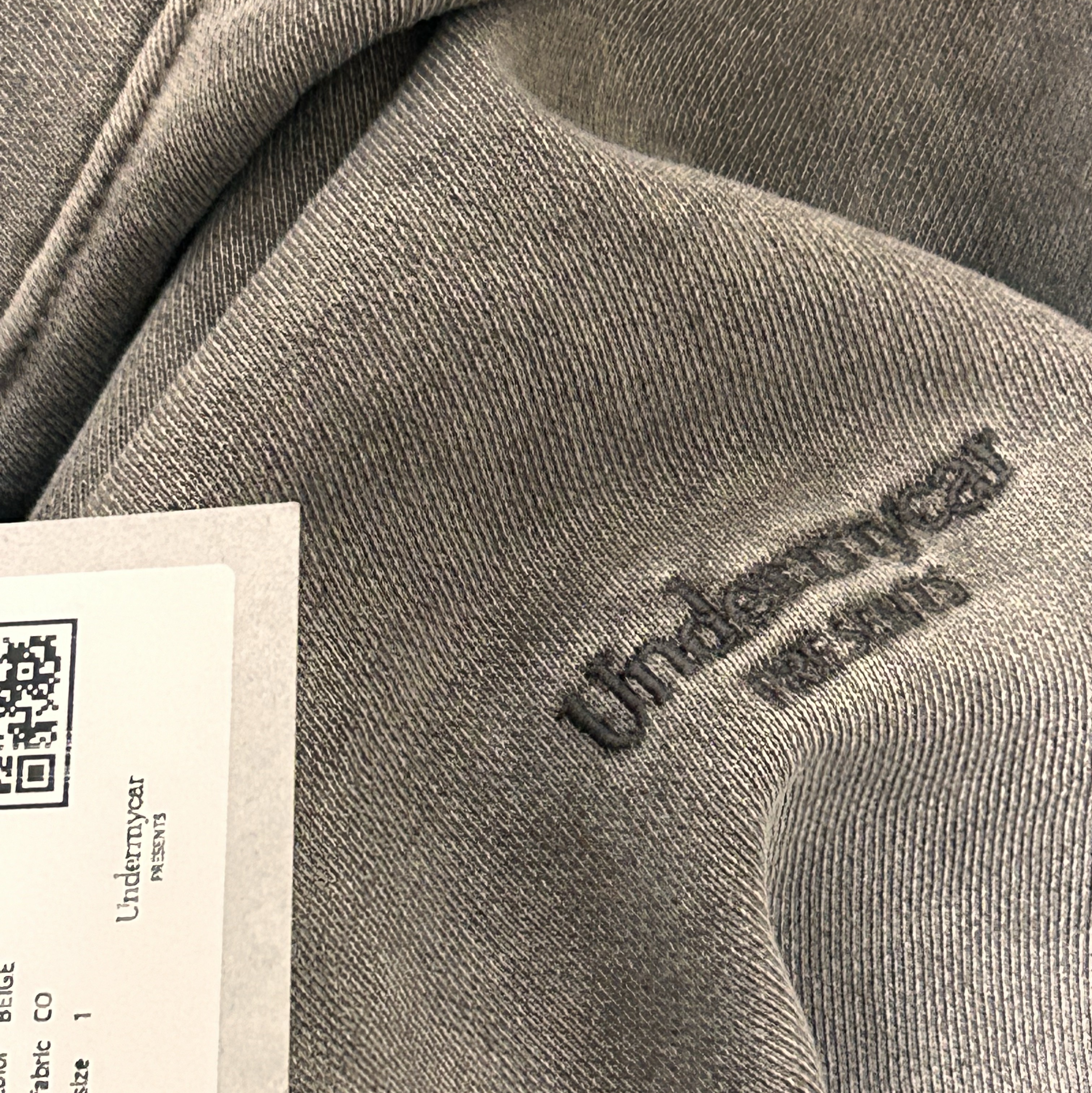 Undermycar Mu.08 Anti Fxxking Logo Play Oversized Pigment Hoodie Beige, Ader Error Standic Magsafe Wallet Noir 착용 스타일 - 1