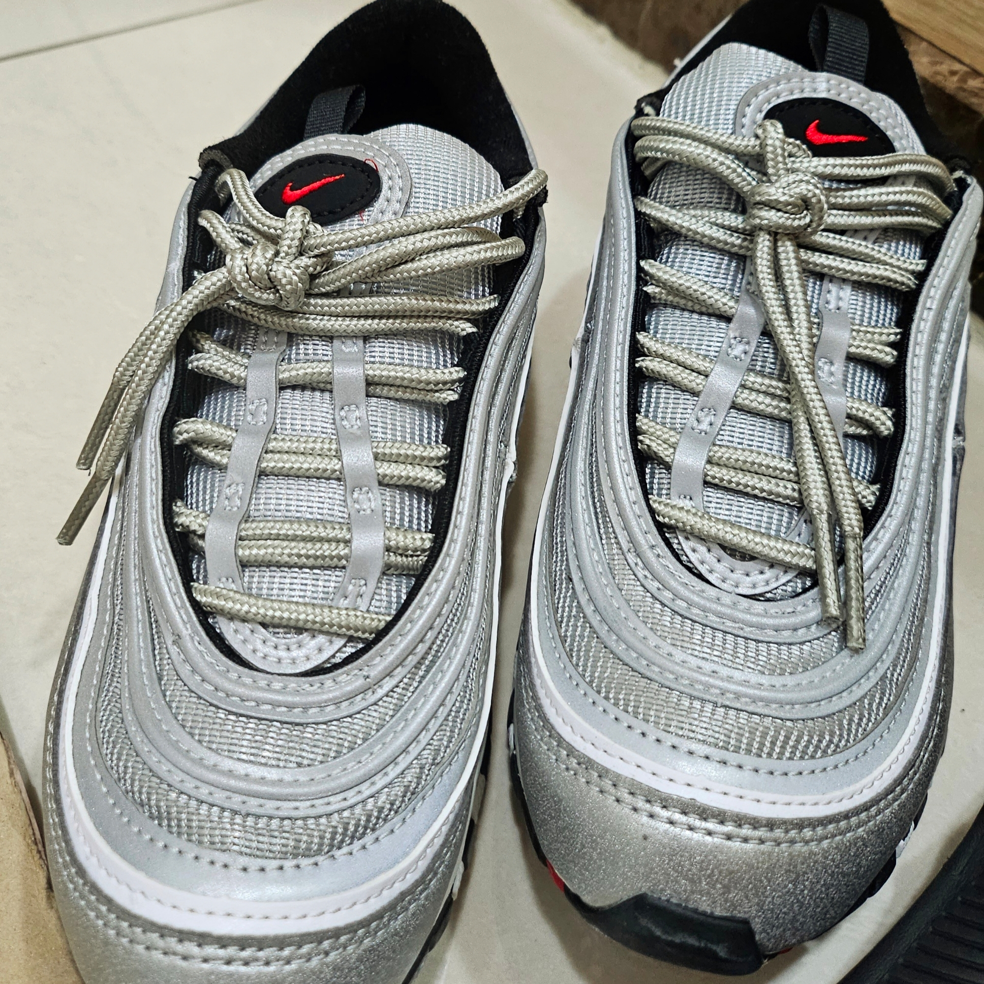 (W) Nike Air Max 97 OG Silver Bullet 2022 착용 스타일