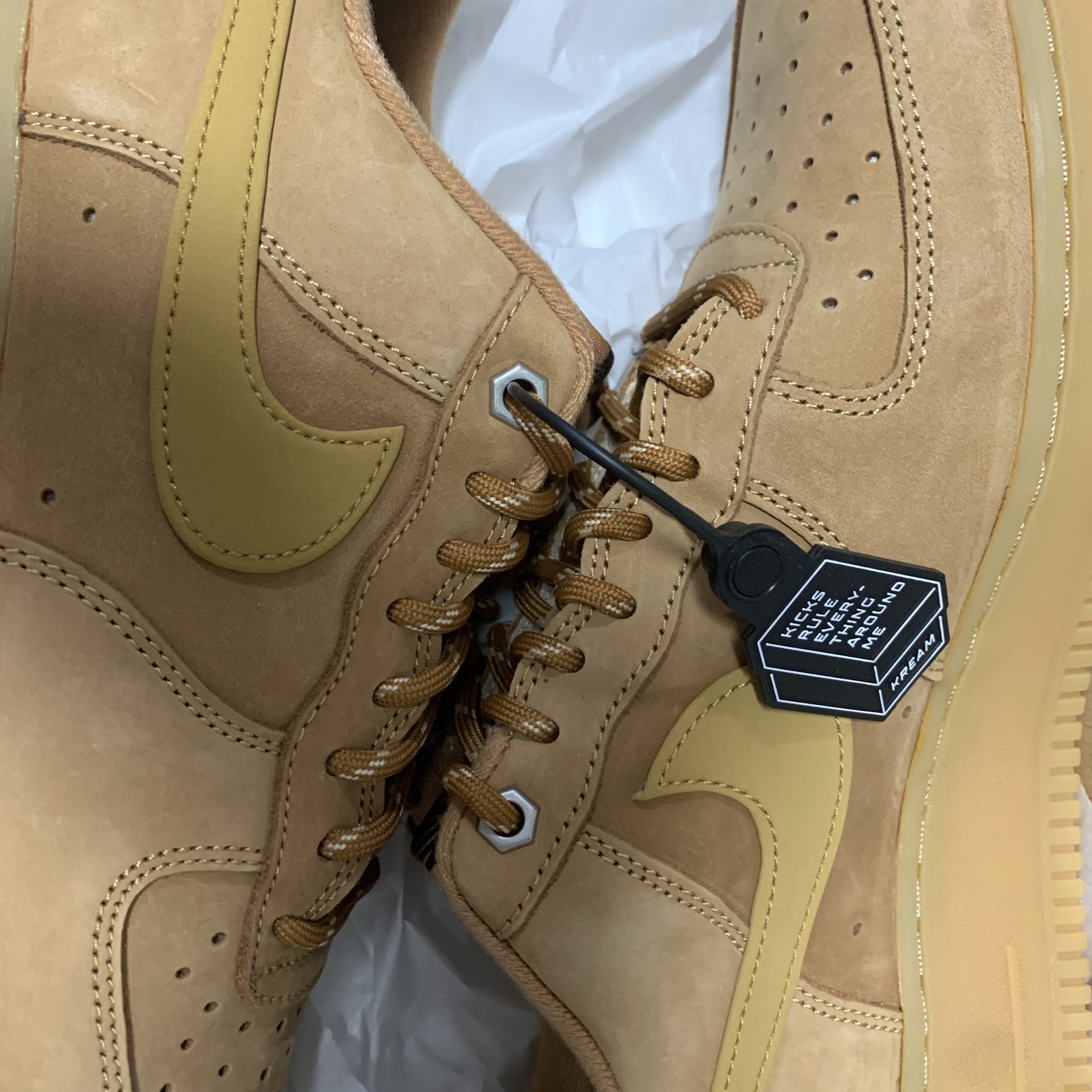Nike Air Force 1 '07 WB Flax 착용 스타일 - 2