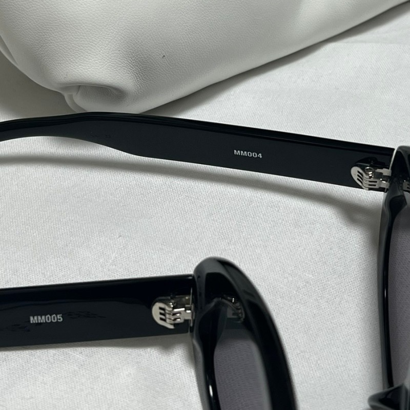 Gentle Monster x Maison Margiela MM005 Black Black, Gentle Monster x Maison Margiela MM004 Black Black 착용 스타일 - 2