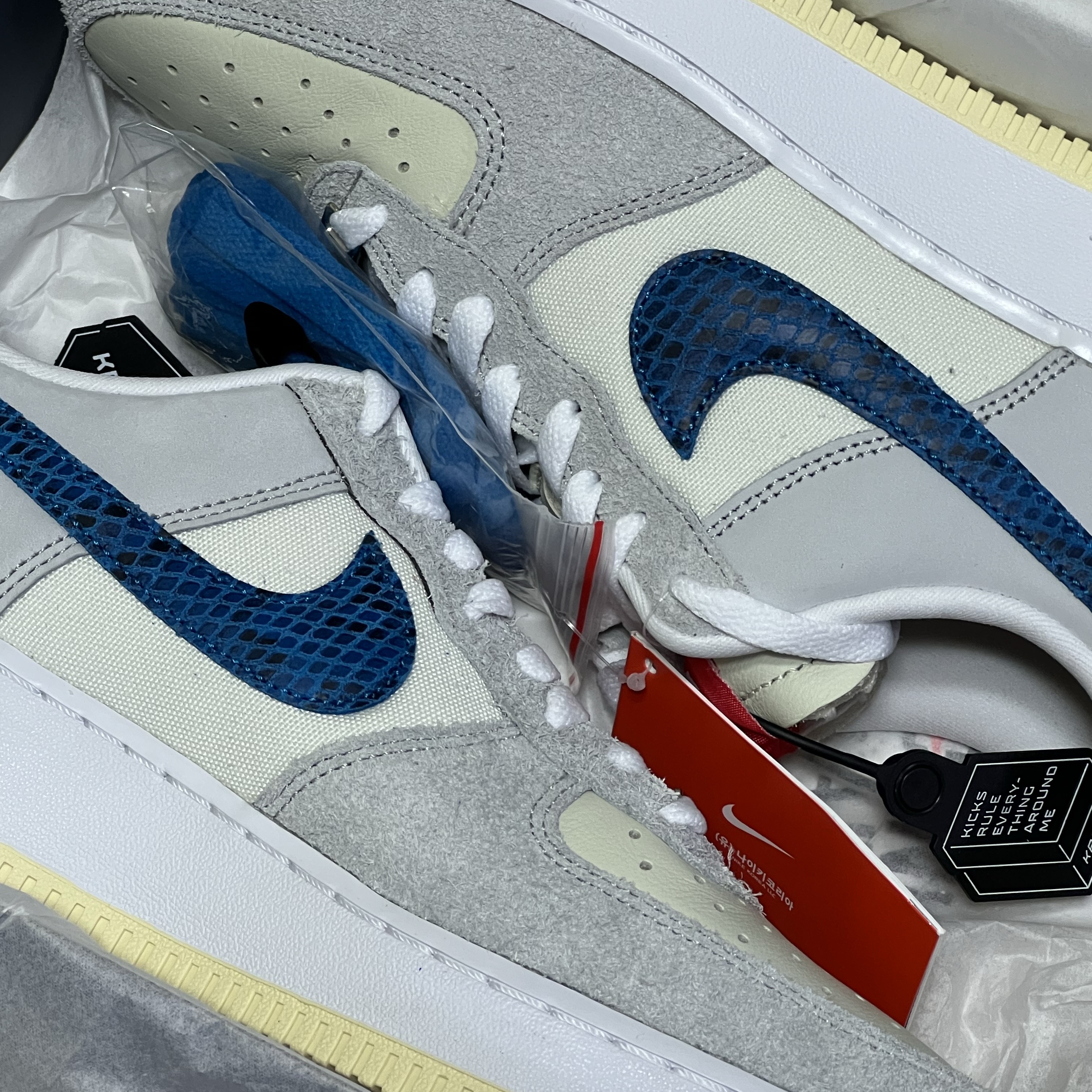 Nike x Undefeated Air Force 1 Low SP 5 On It 착용 스타일