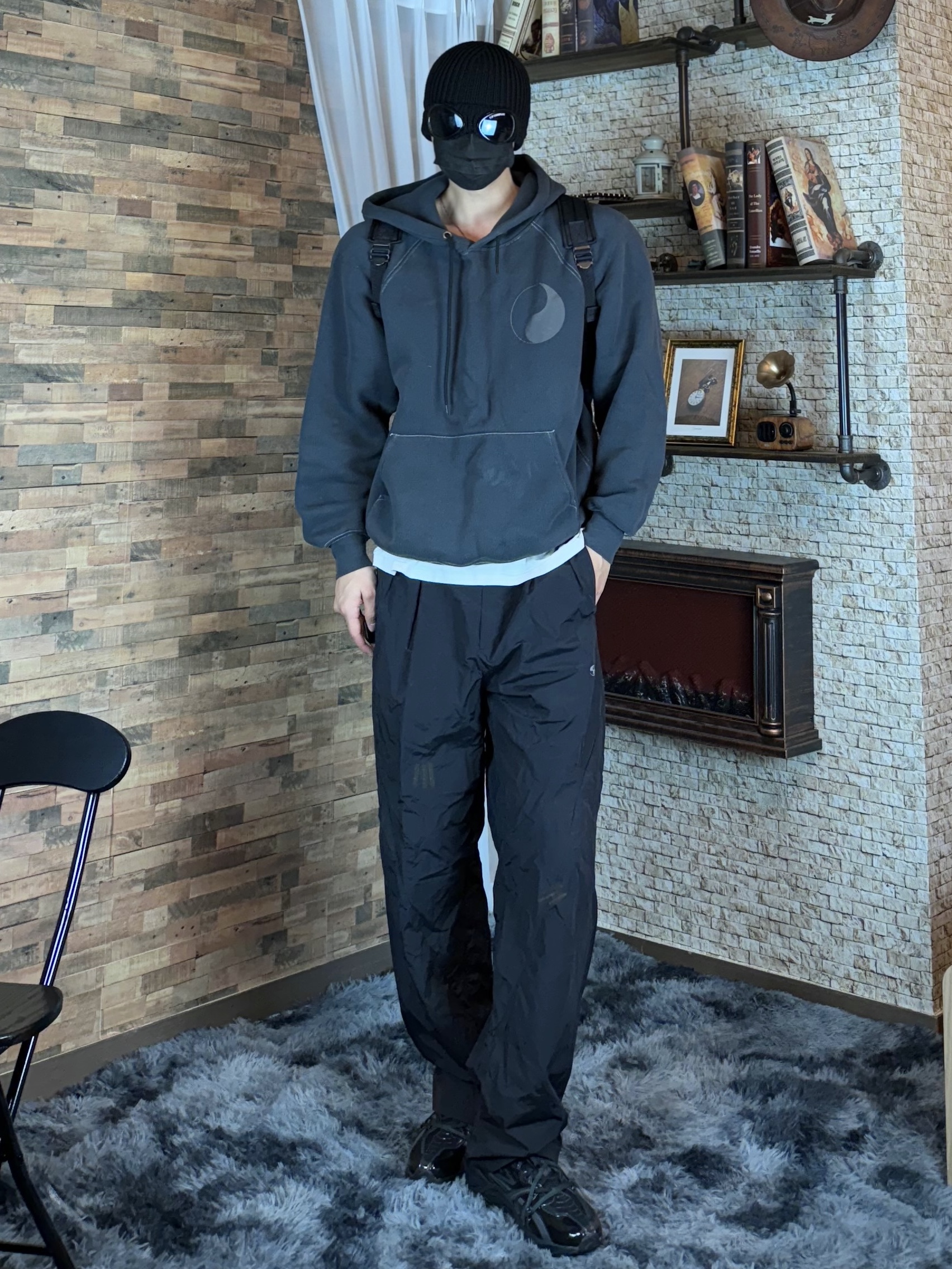 C.P. Company Extra Fine Merino Wool Goggle Beanie Black, Our Legacy Work Shop Hood Yin Yang Reflective Black 착용 스타일 - 2