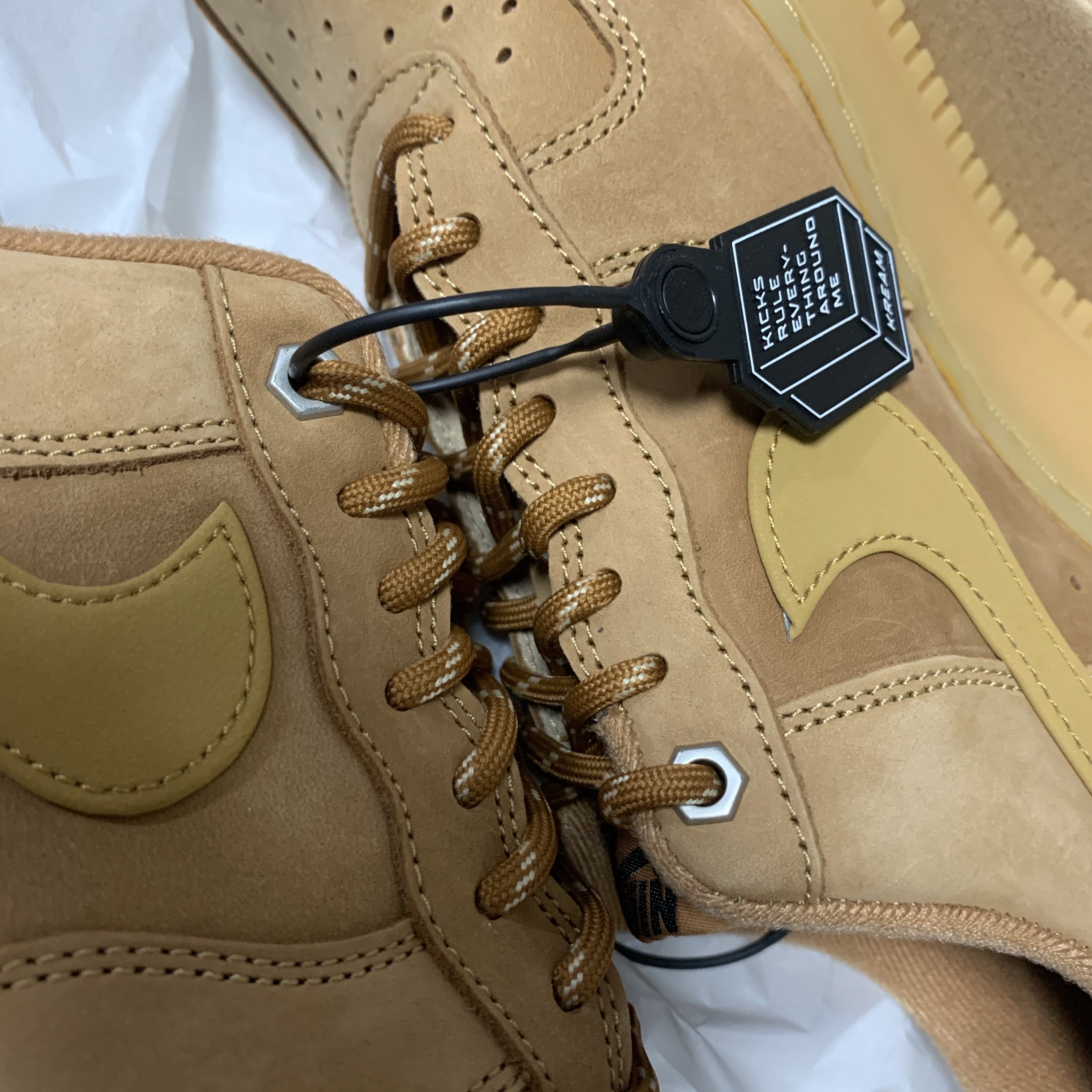 Nike Air Force 1 '07 WB Flax 착용 스타일 - 1