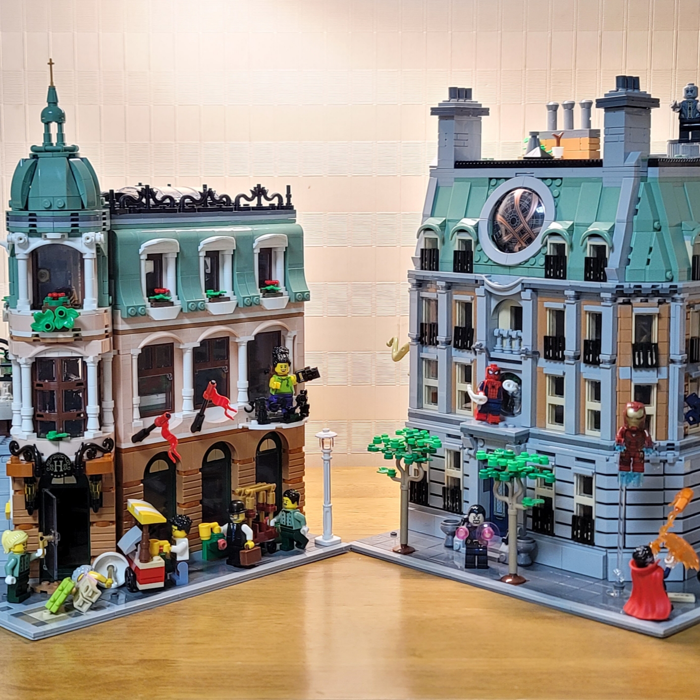 Lego Boutique Hotel 착용 스타일