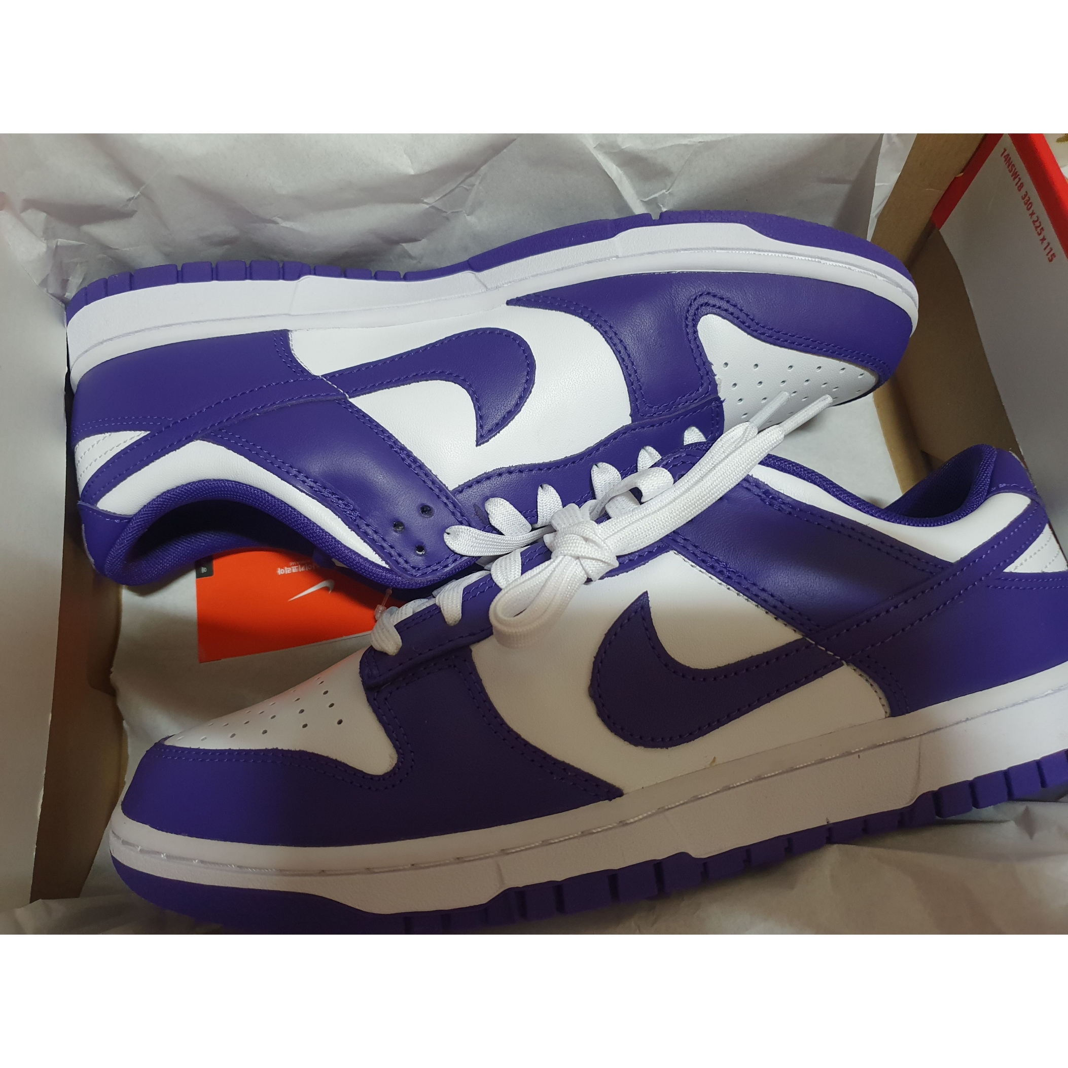 Nike Dunk Low Retro Championship Court Purple 착용 스타일 - 1