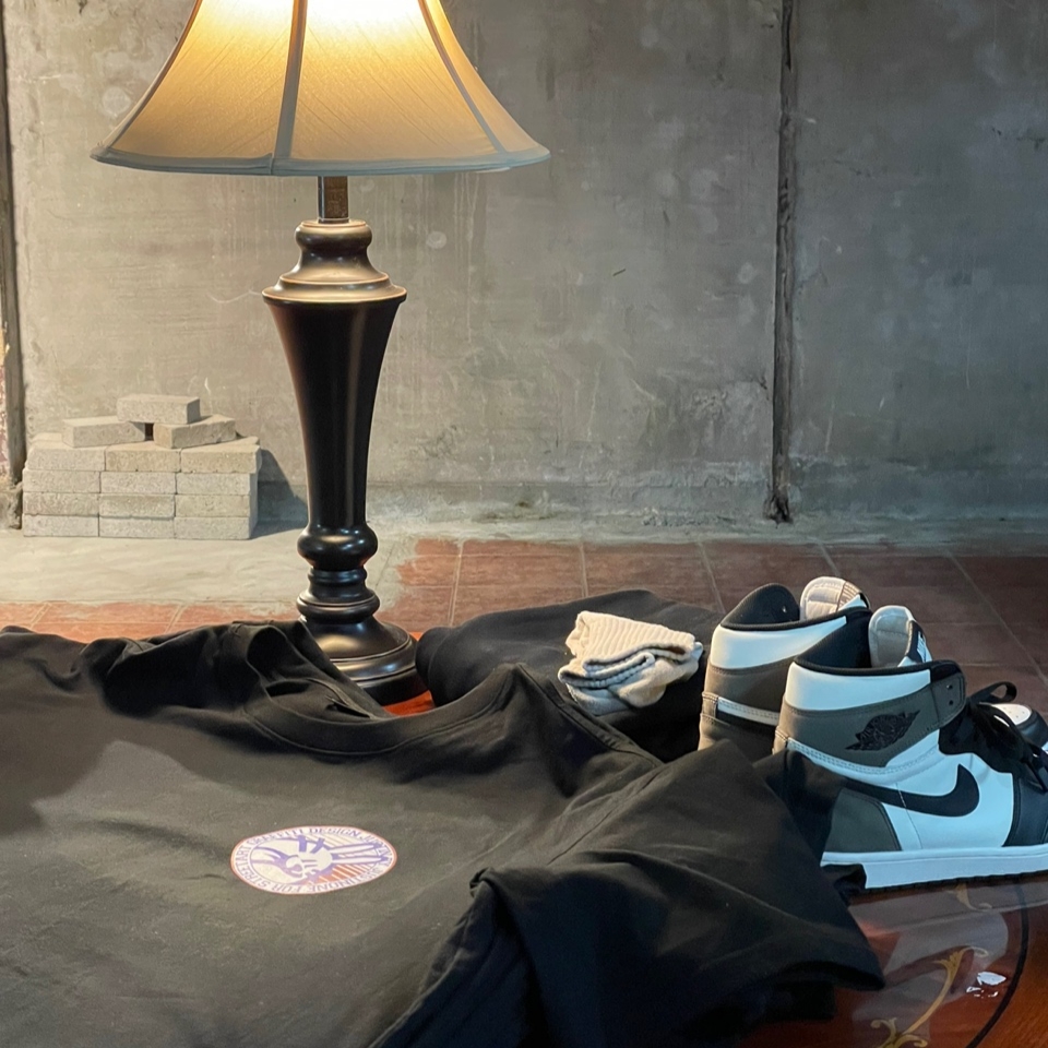 Jordan 1 Retro High OG Black Mocha 착용 스타일