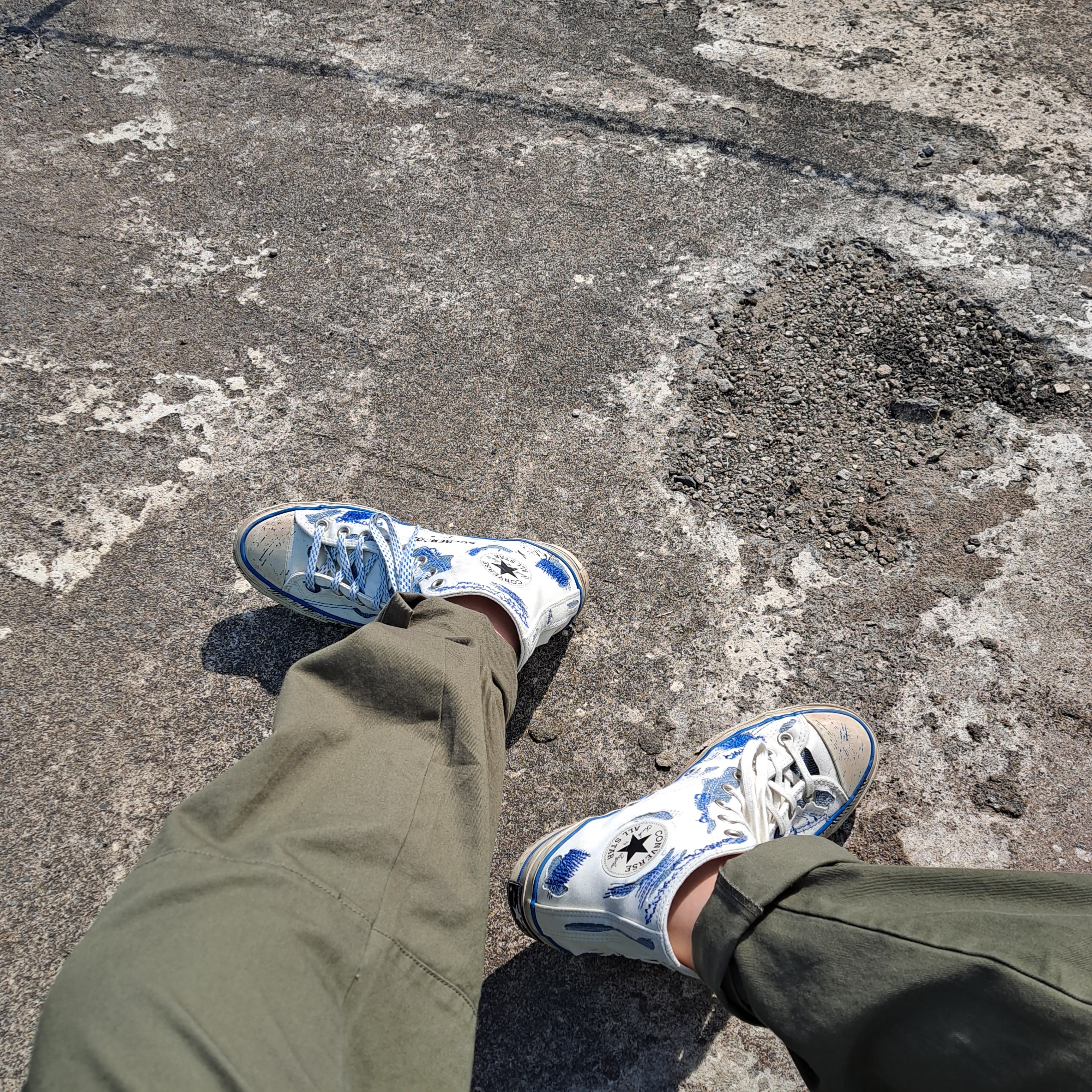 Converse x Ader Error Chuck 70 High White 착용 스타일