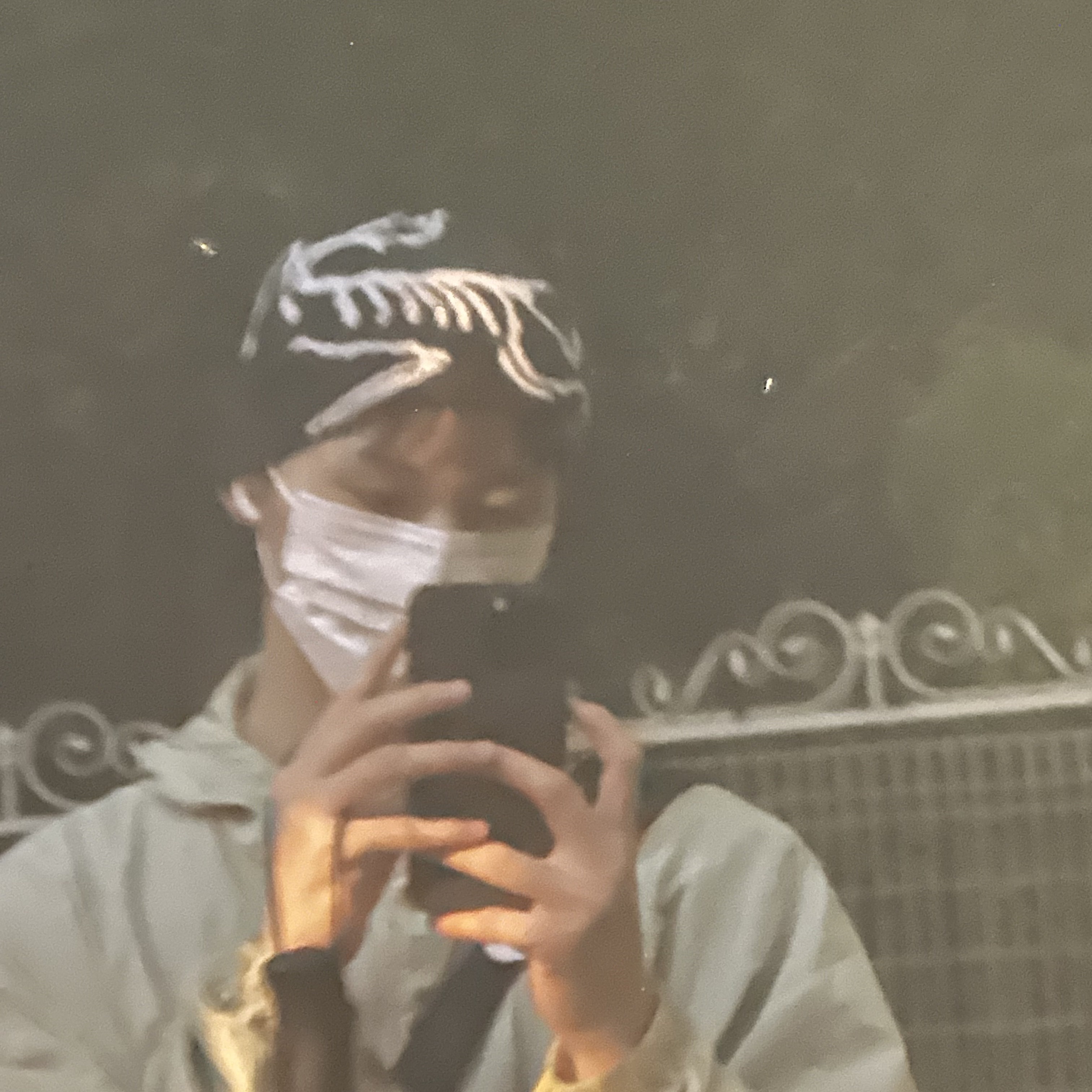 Arc'teryx Bird Head Toque Orca 착용 스타일
