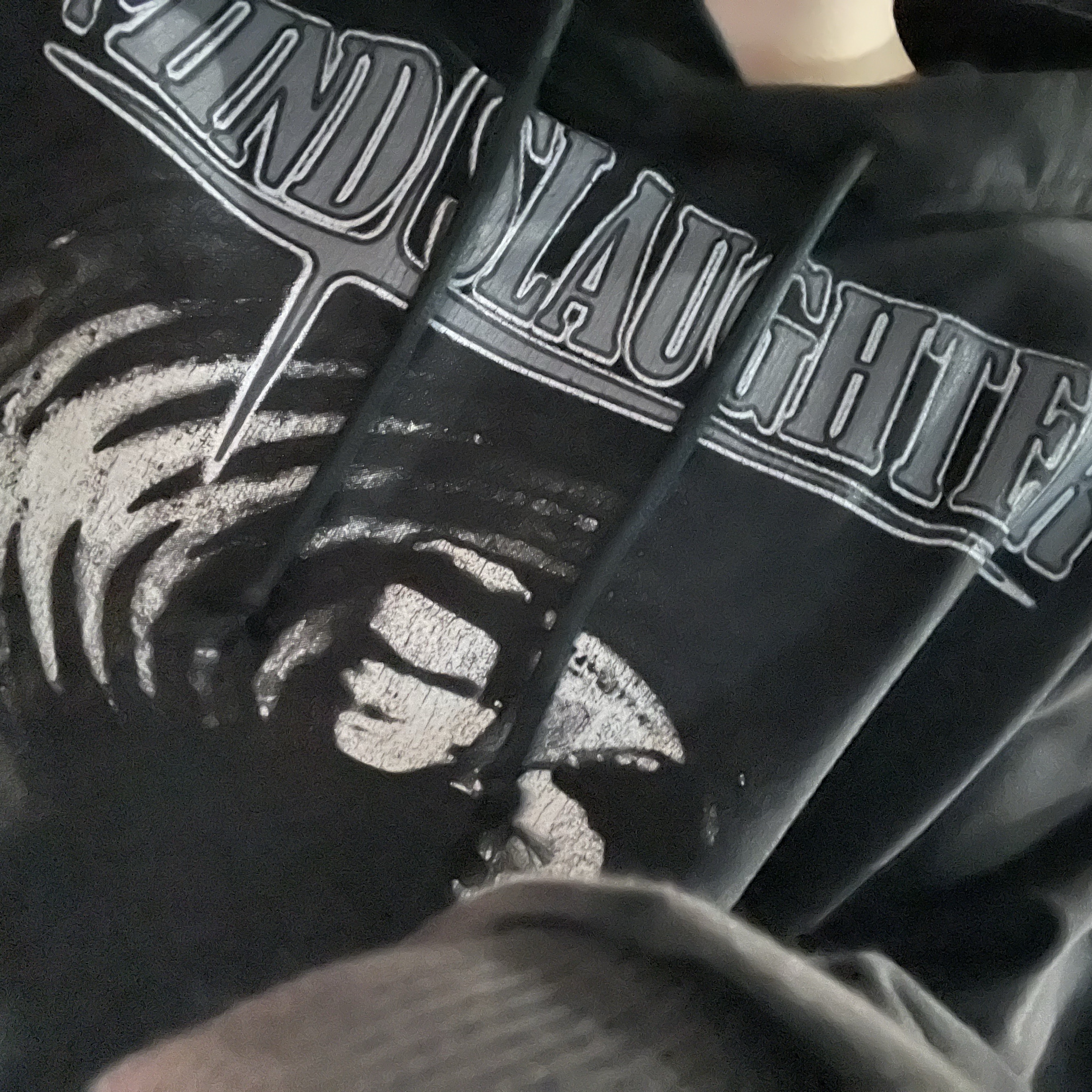 Project G/R Mind Slaughter Vintage Washeed Hoodie Black 착용 스타일