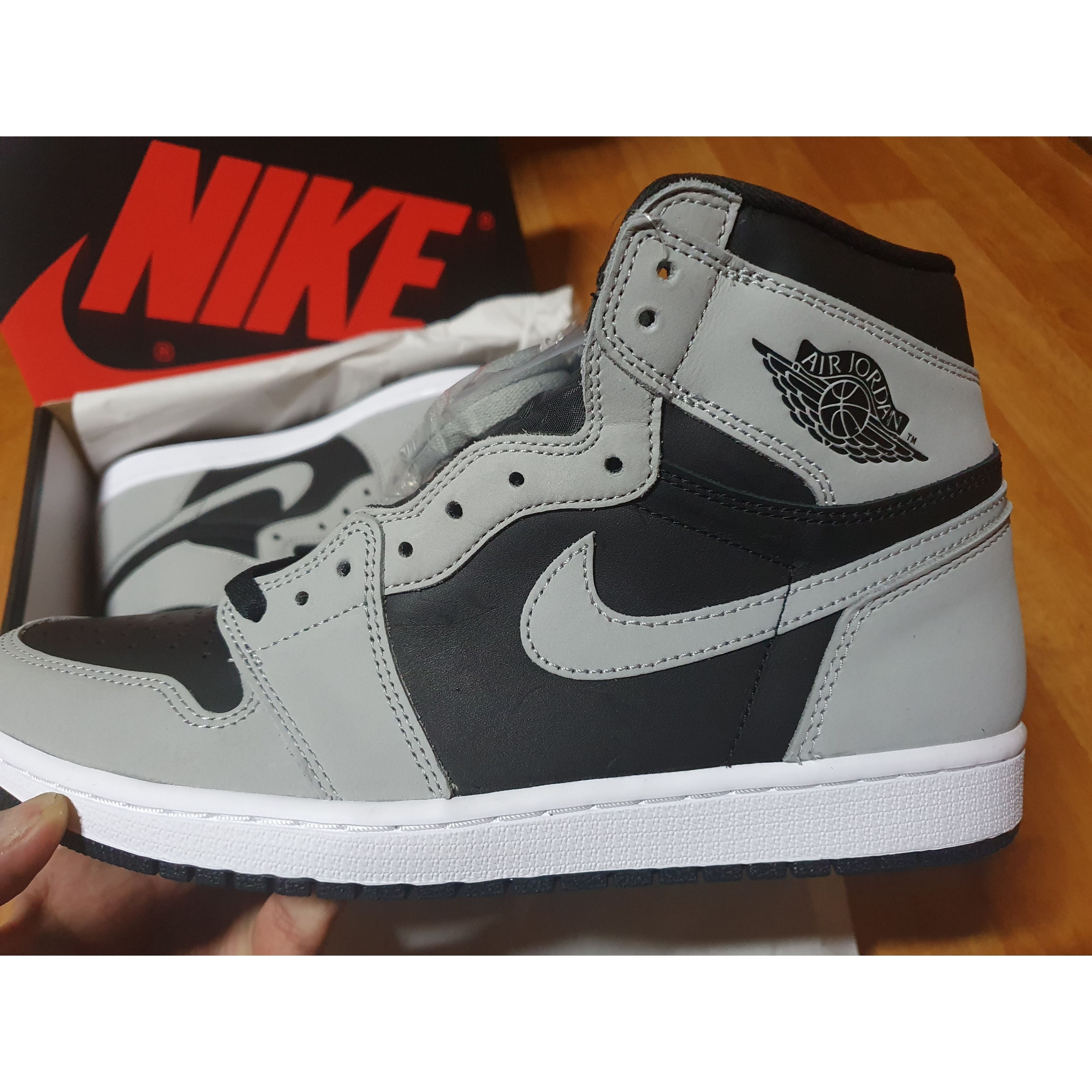 Jordan 1 Retro High OG Shadow 2.0 착용 스타일 - 3